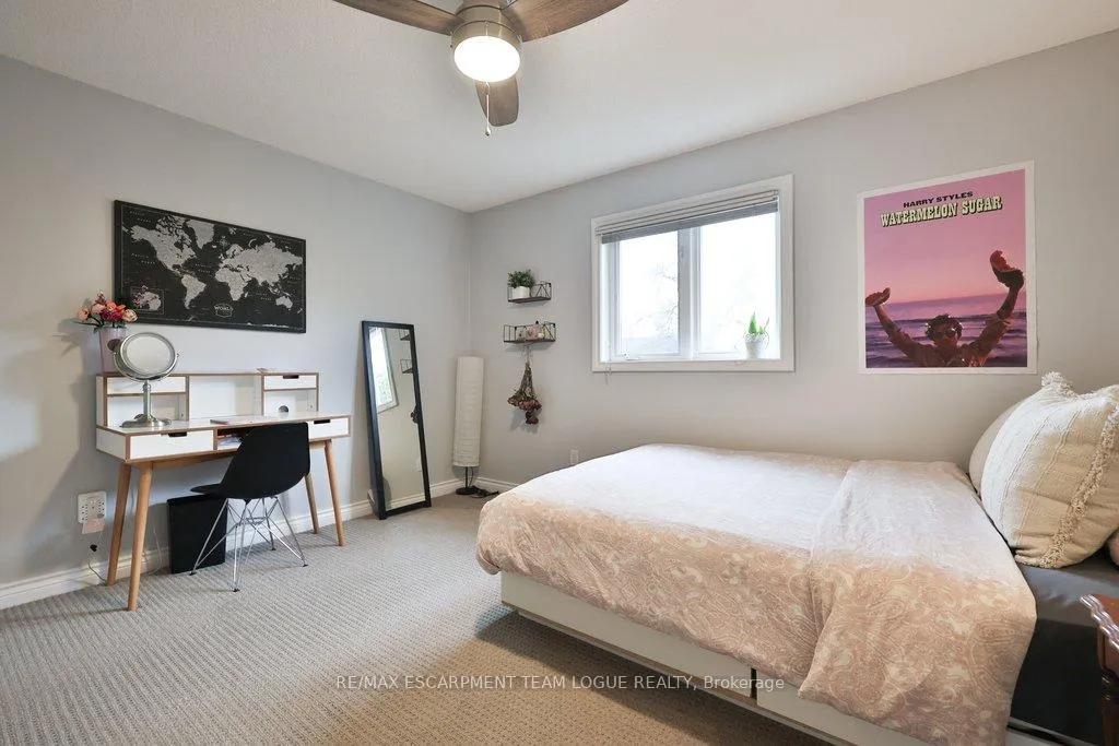 Photo 24 of 690 Lambshead Drive, Burlington, Brant — HOMEH