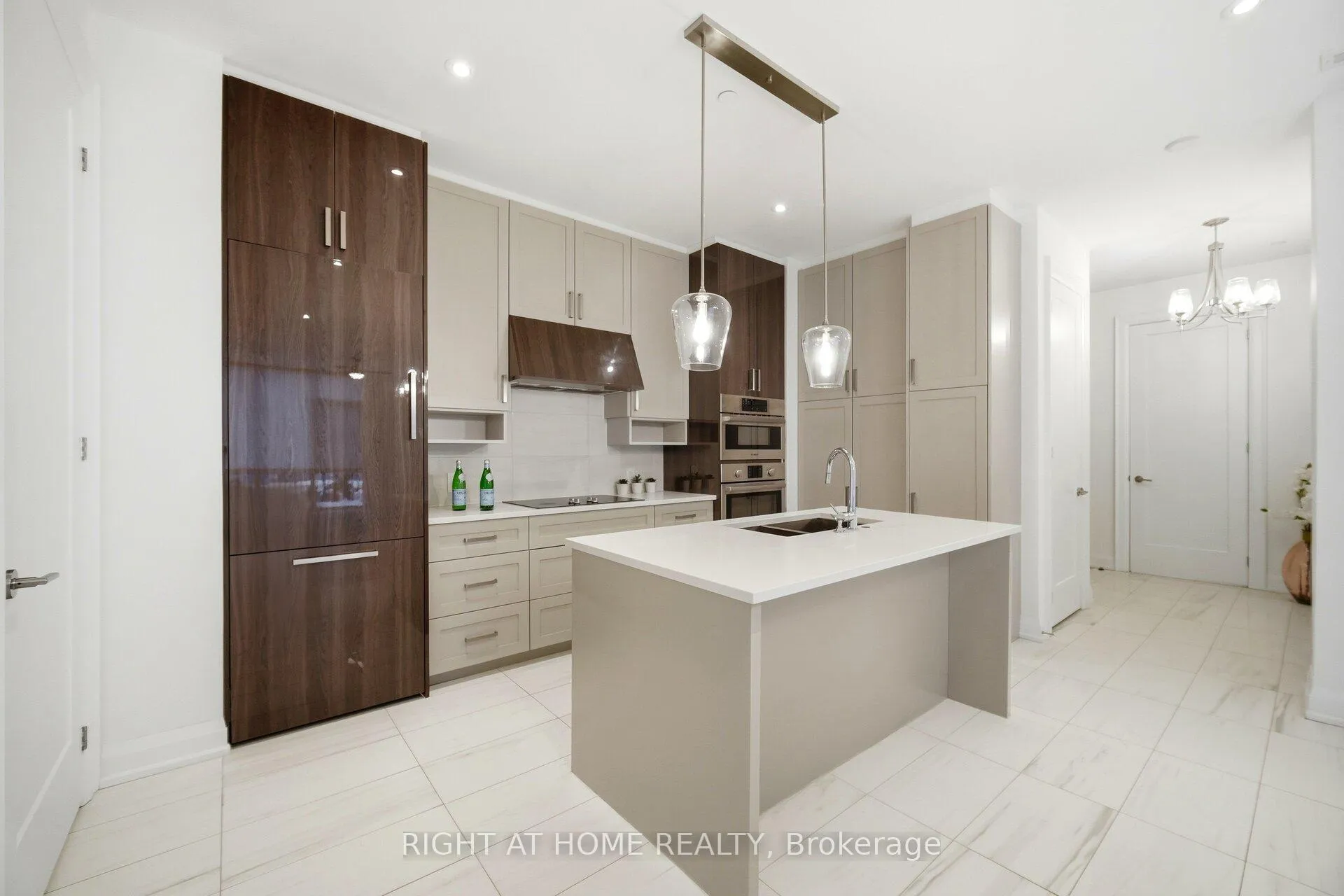 Photo 8 of Unit 105, 42 Mill Street, Halton Hills, Georgetown — HOMEH