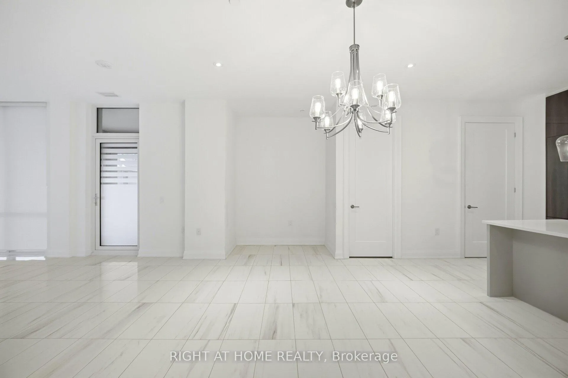Photo 20 of Unit 105, 42 Mill Street, Halton Hills, Georgetown — HOMEH