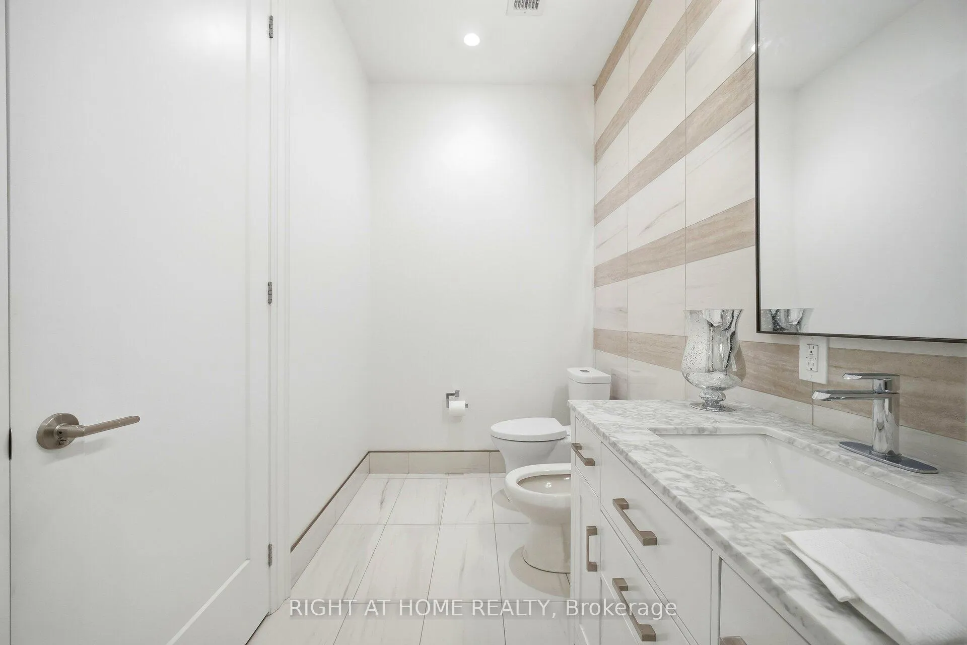 Photo 36 of Unit 105, 42 Mill Street, Halton Hills, Georgetown — HOMEH