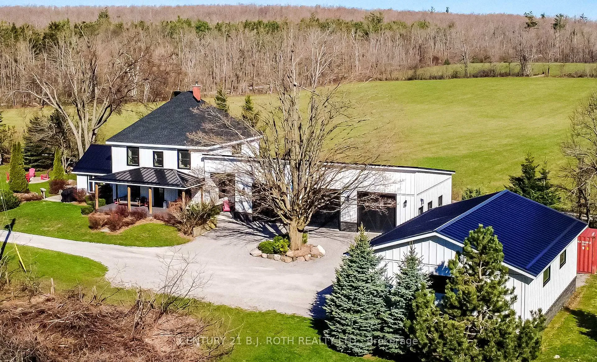 Photo 1 of 4885 6 Line N, Oro-Medonte, Moonstone — HOMEH