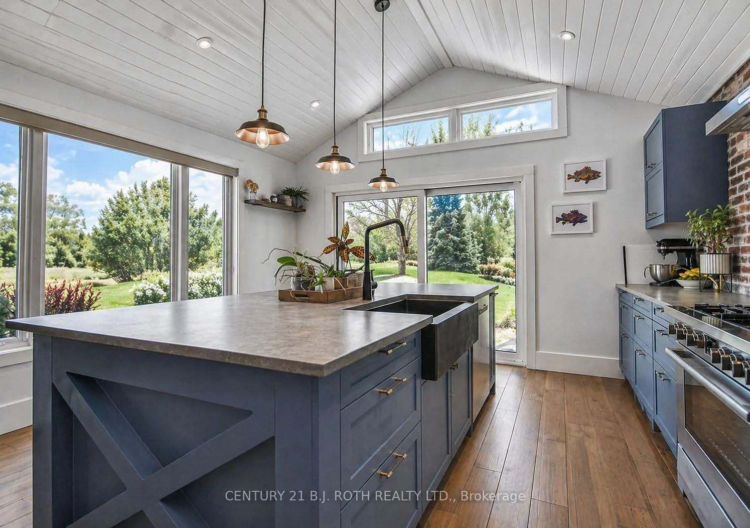 Photo 13 of 4885 6 Line N, Oro-Medonte, Moonstone — HOMEH