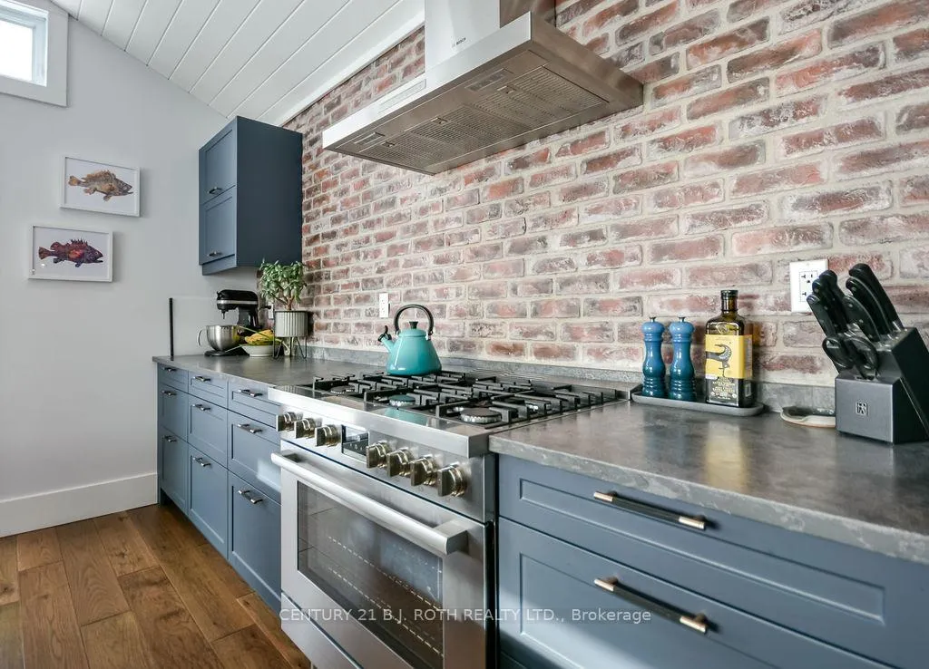 Photo 14 of 4885 6 Line N, Oro-Medonte, Moonstone — HOMEH