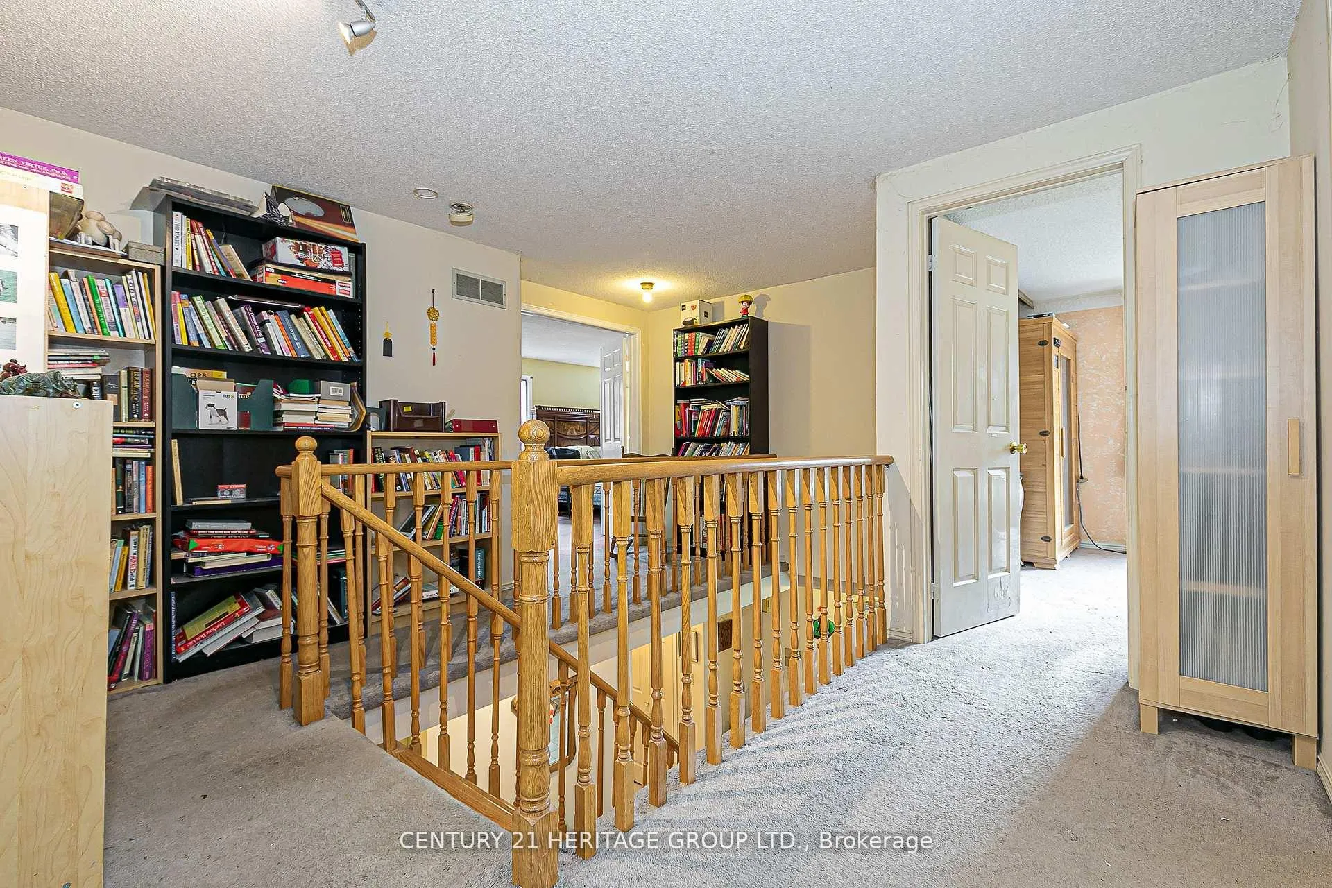 Photo 11 of 261 Badessa Circle, Vaughan, Brownridge — HOMEH