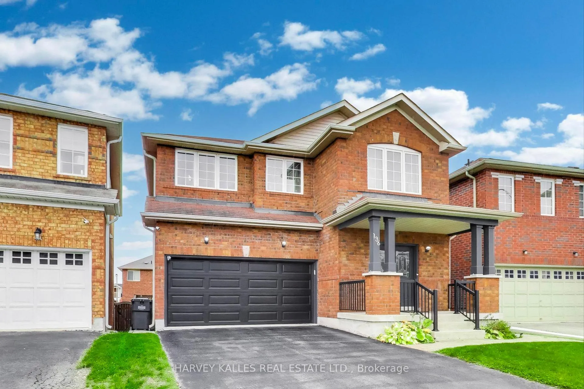 Photo 1 of 136 Degrassi Cove Circle, Brampton, Credit Valley — HOMEH