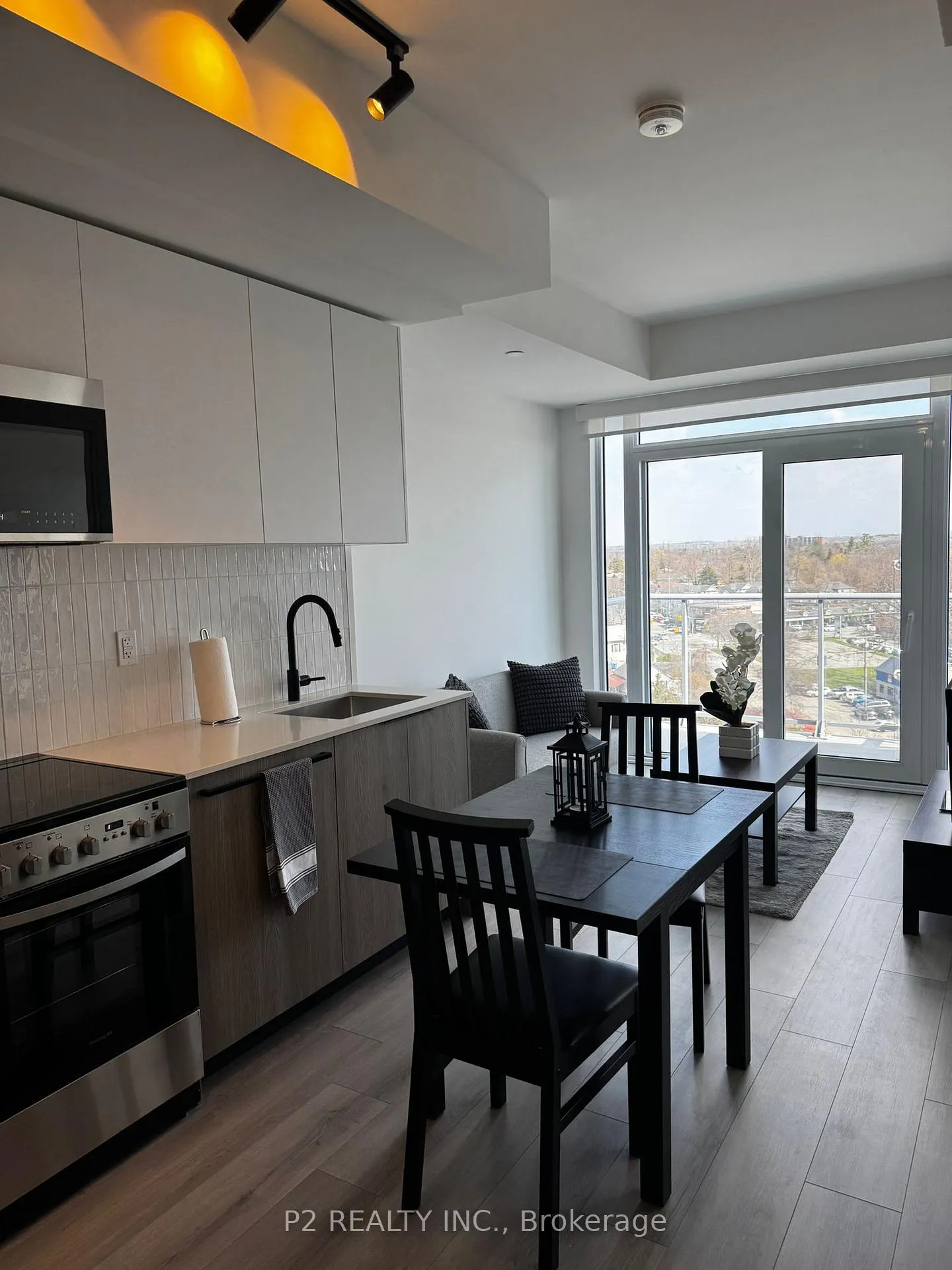 Front of Unit 816, 1635 Military Trail