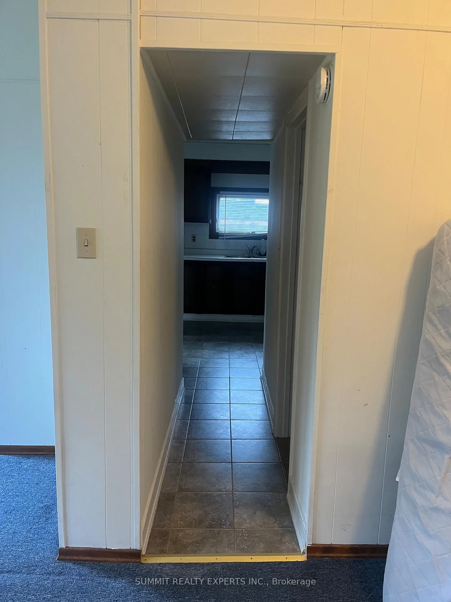 Photo 7 of Unit 2, 32 Lakeview Drive, Hamilton, Stoney Creek — HOMEH