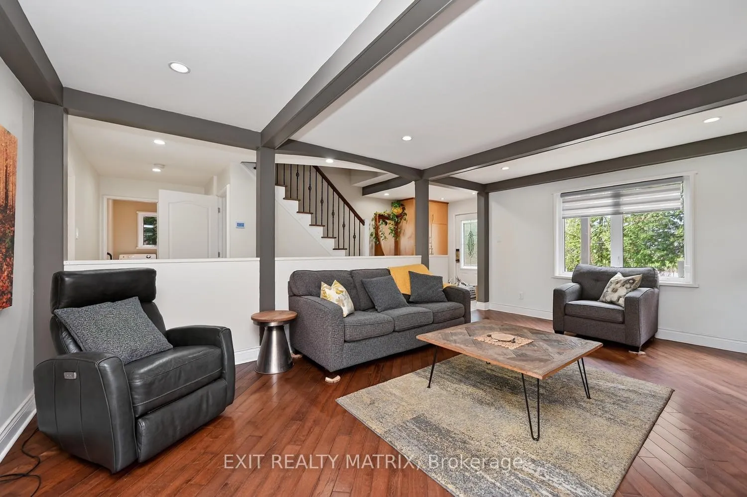 Photo 8 of 4081 Caracourt Drive, Ottawa, Vernon — HOMEH