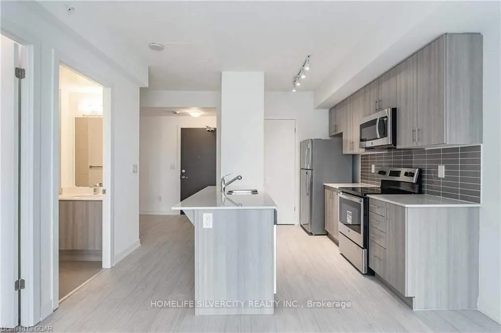 Photo 5 of Unit 312, 550 North Service Road, Grimsby, Grimsby Beach — HOMEH