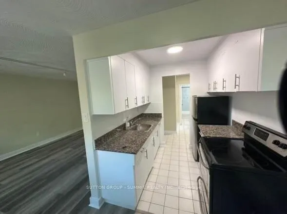 Photo 5 of 105 Raglan Avenue, Toronto, Humewood-Cedarvale — HOMEH