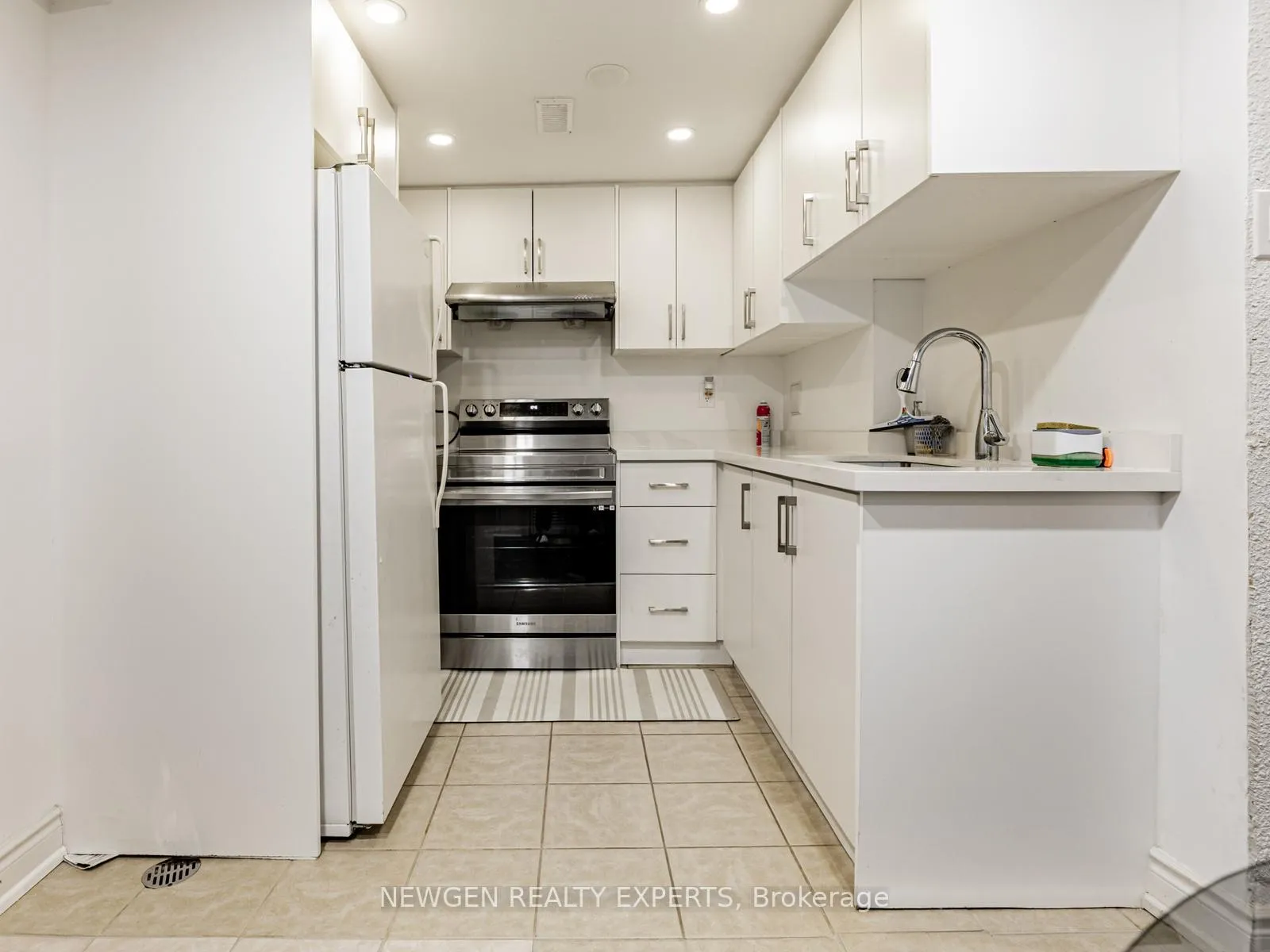 Photo 26 of 80 Sherwood Forest Drive, Markham, Bullock — HOMEH