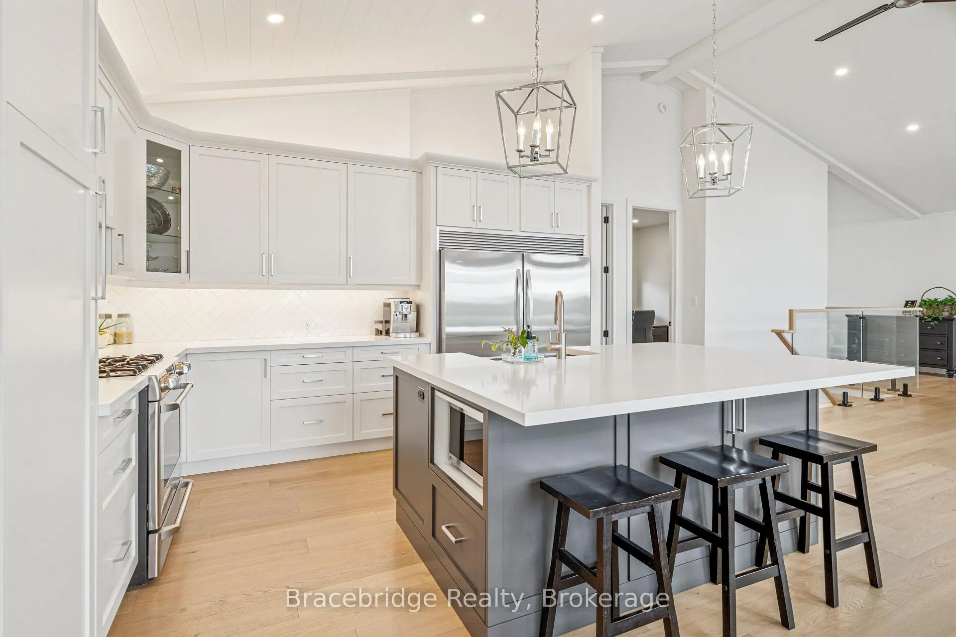 Photo 11 of 1006 Stephens Bay Road, Bracebridge, Muskoka (N) — HOMEH