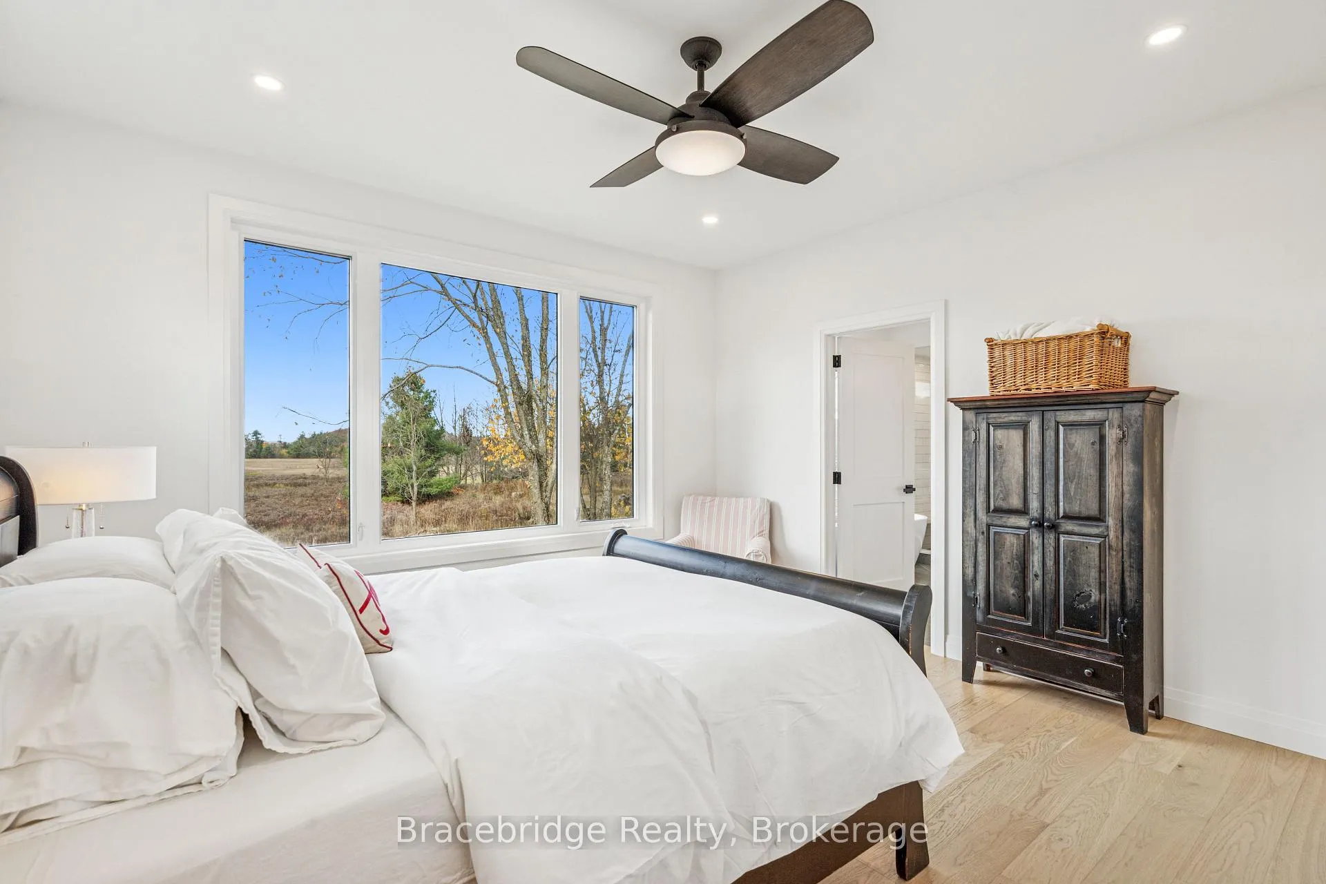 Photo 21 of 1006 Stephens Bay Road, Bracebridge, Muskoka (N) — HOMEH