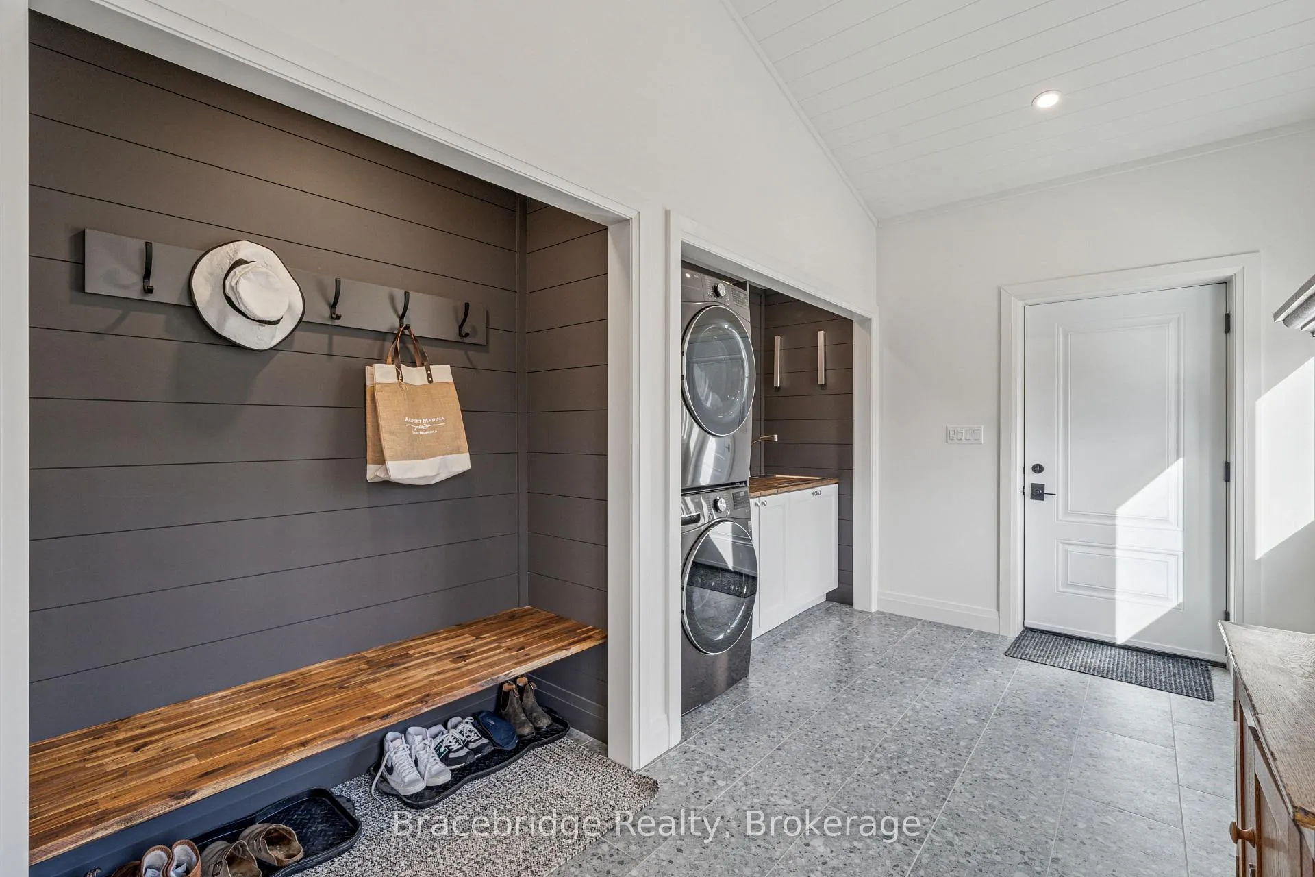 Photo 29 of 1006 Stephens Bay Road, Bracebridge, Muskoka (N) — HOMEH