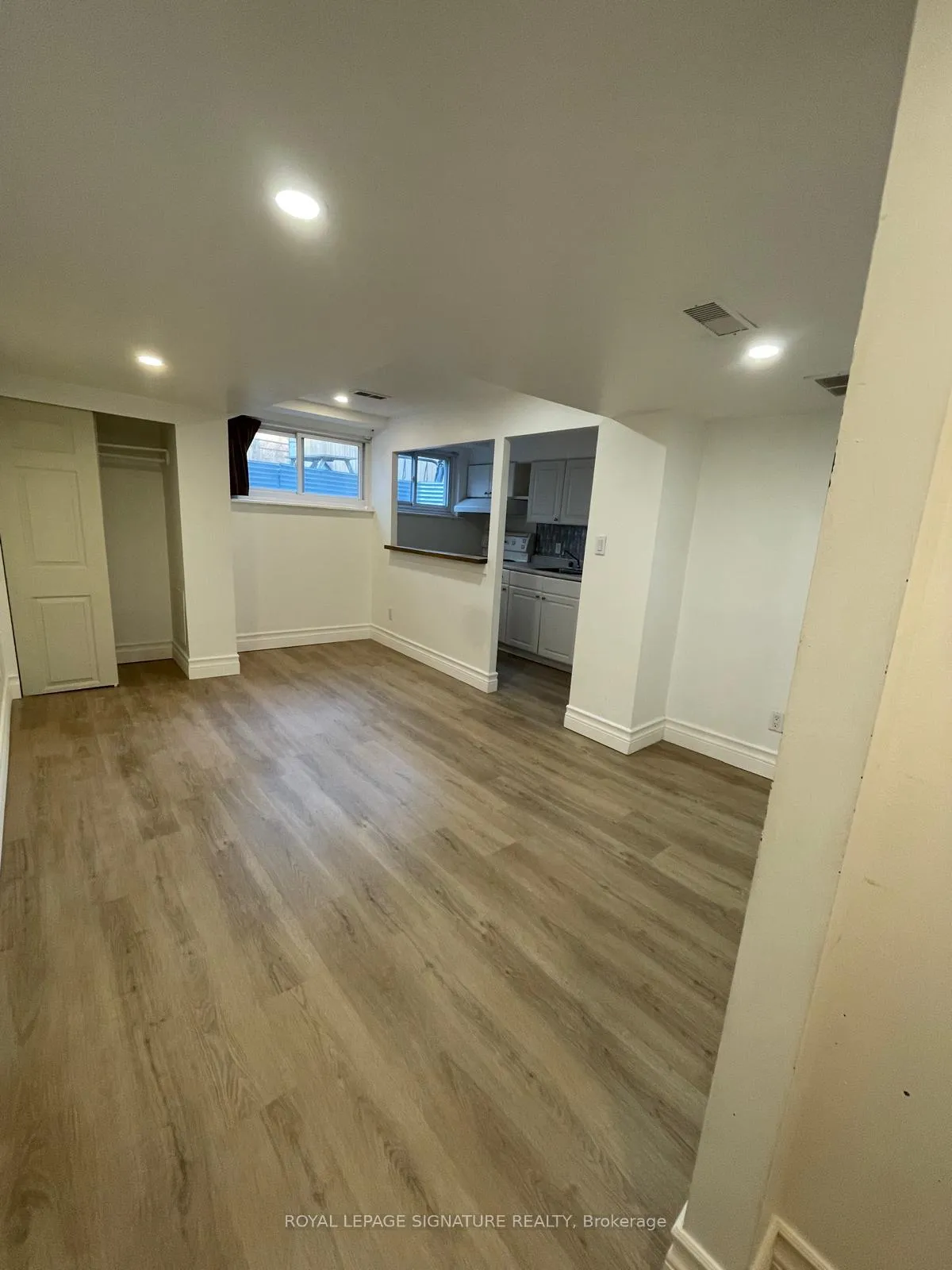 Photo 5 of Unit 1B, 9 Wilson Park Road, Toronto, South Parkdale — HOMEH
