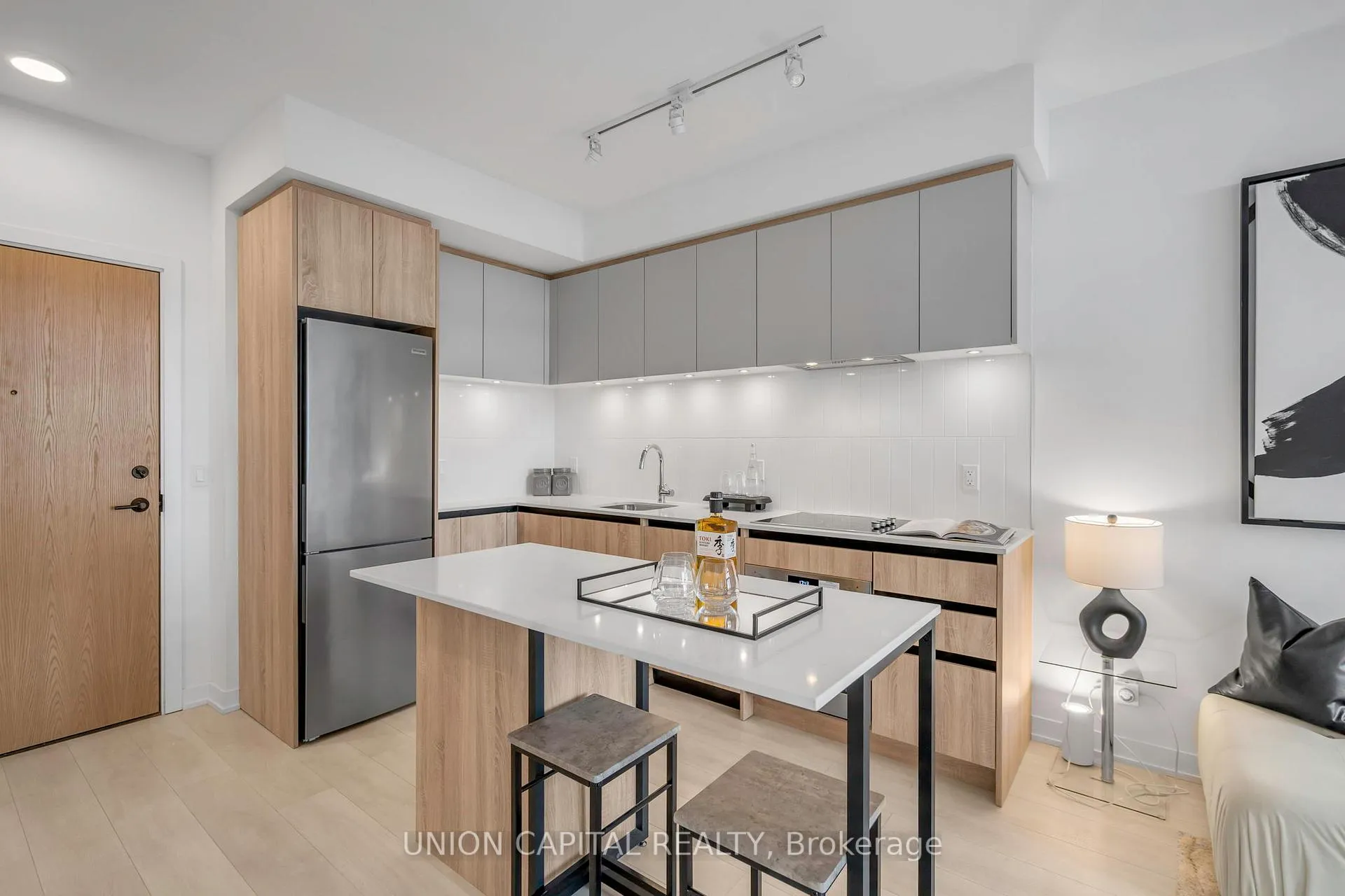 Photo 4 of Unit A611, 7950 Bathurst Street, Vaughan, Beverley Glen — HOMEH