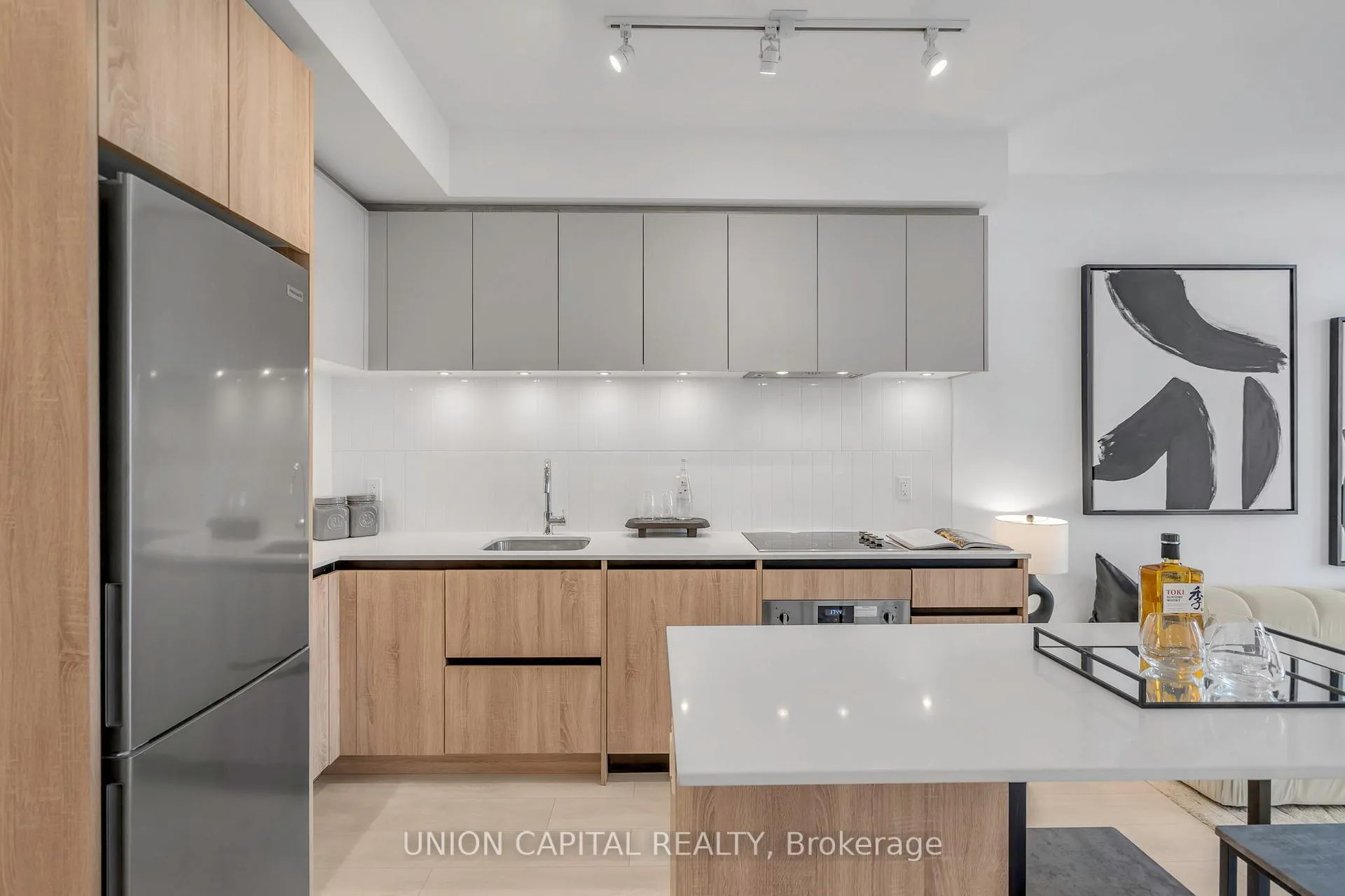 Photo 6 of Unit A611, 7950 Bathurst Street, Vaughan, Beverley Glen — HOMEH