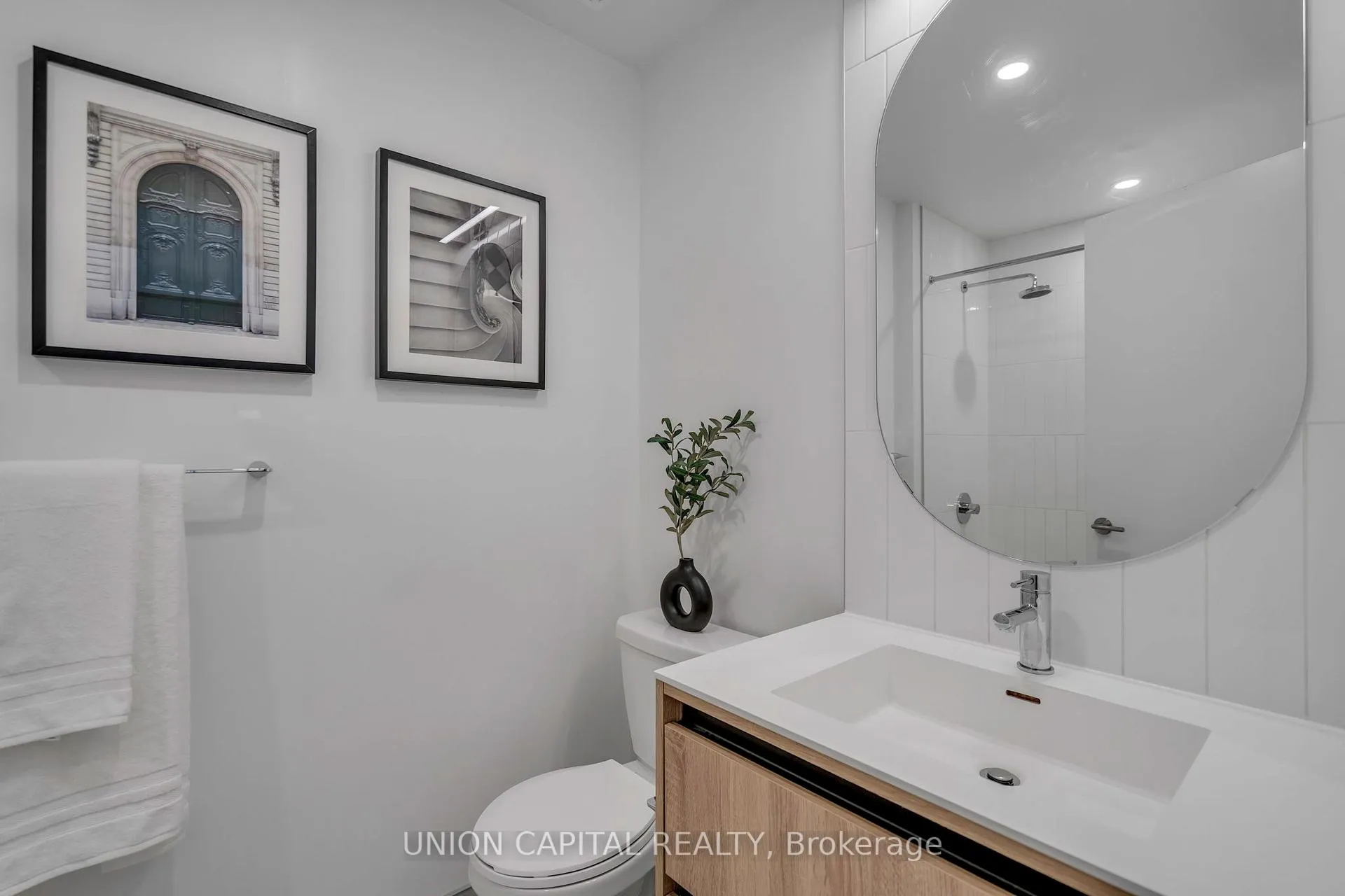 Photo 8 of Unit A611, 7950 Bathurst Street, Vaughan, Beverley Glen — HOMEH