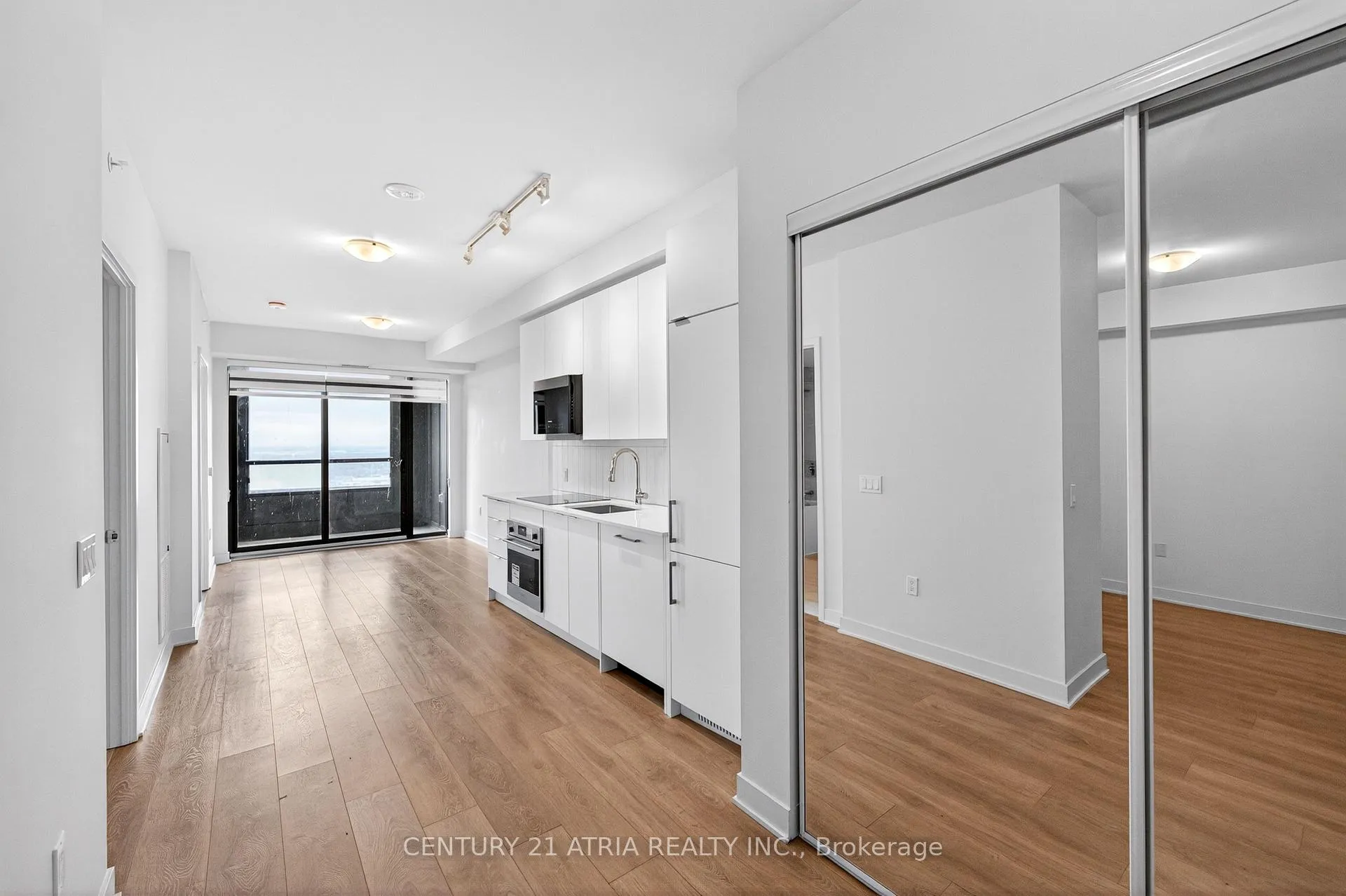 Photo 8 of Unit 3407, 2920 Hwy 7, Vaughan, Concord — HOMEH