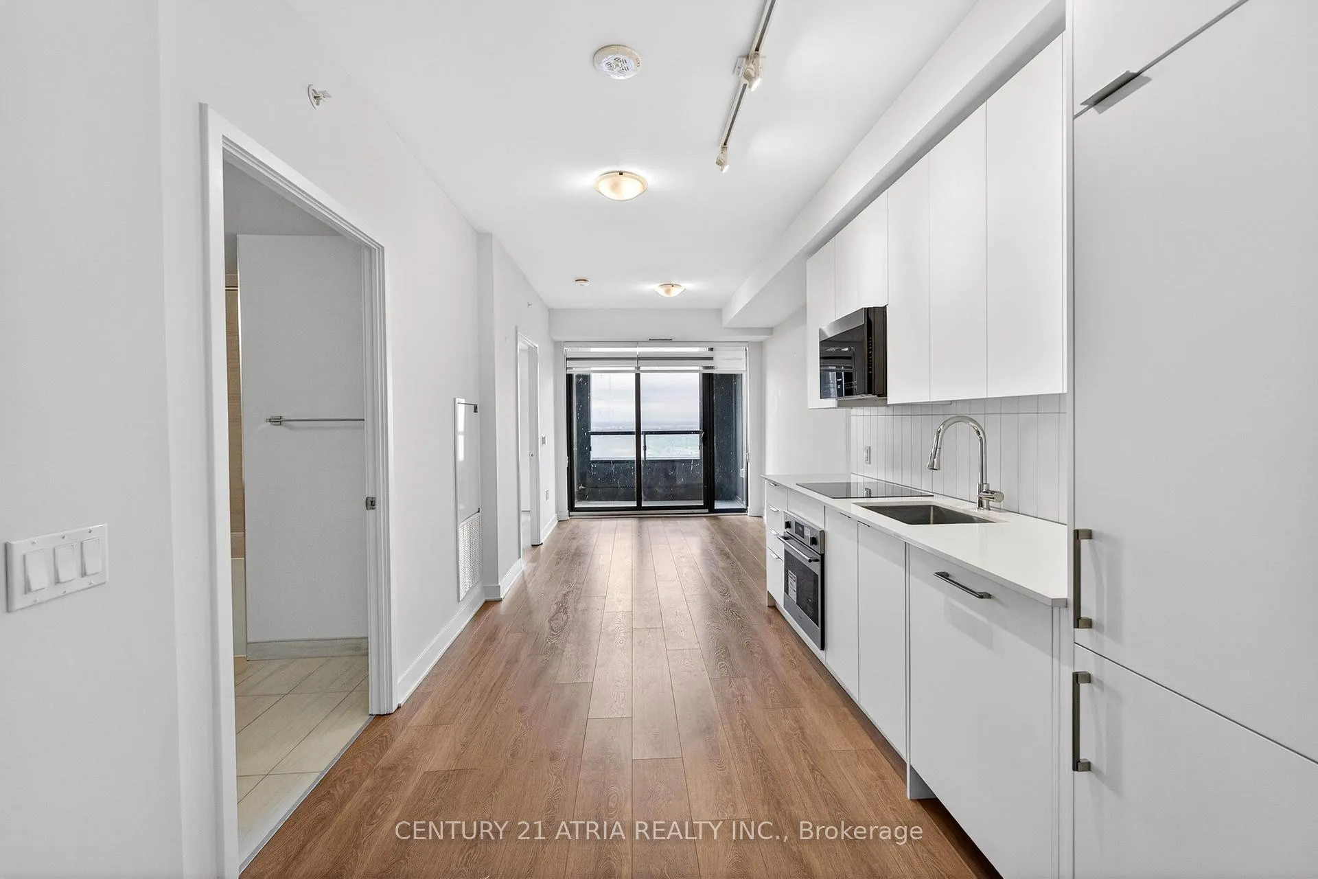Photo 10 of Unit 3407, 2920 Hwy 7, Vaughan, Concord — HOMEH