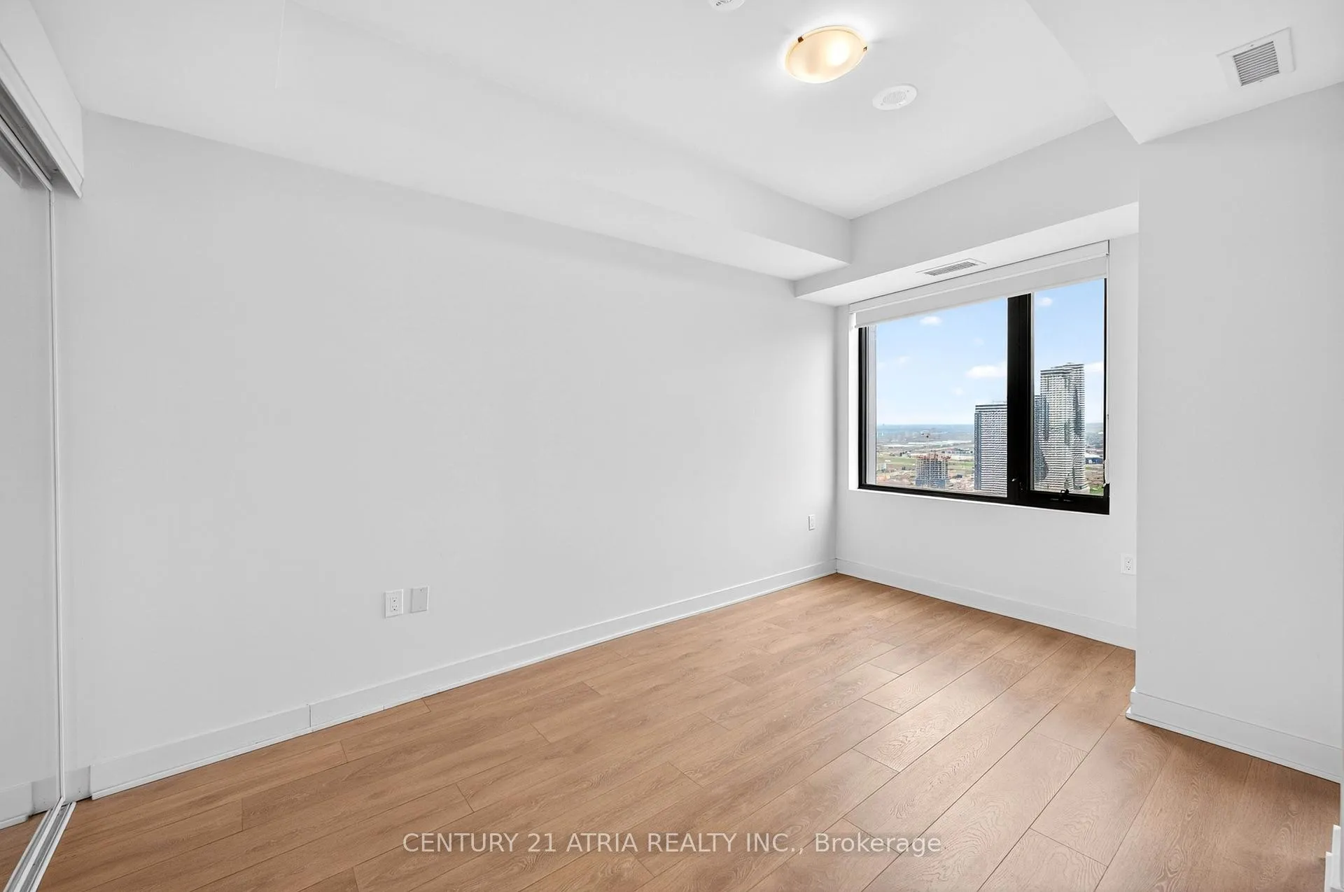Photo 23 of Unit 3407, 2920 Hwy 7, Vaughan, Concord — HOMEH