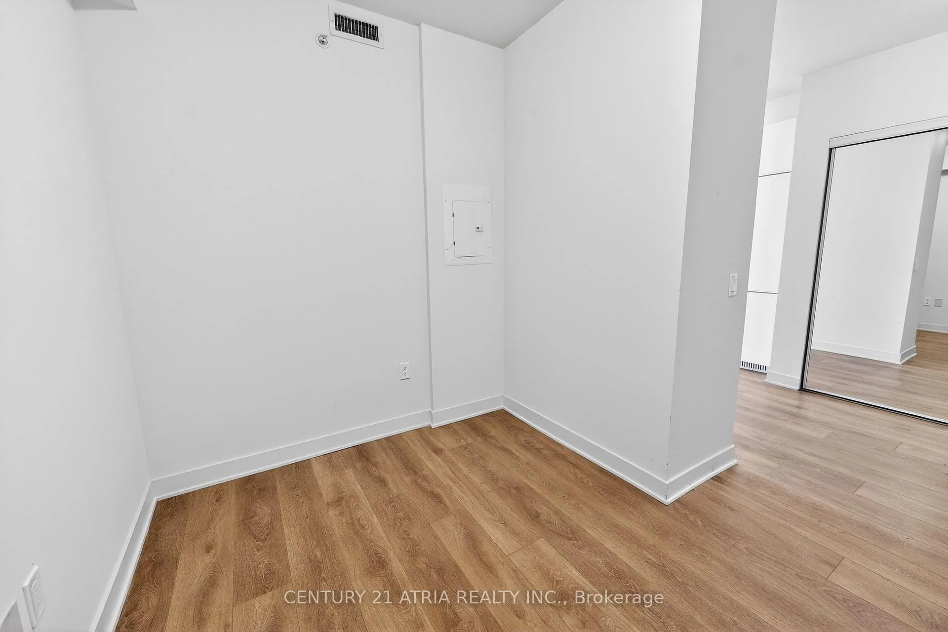 Photo 30 of Unit 3407, 2920 Hwy 7, Vaughan, Concord — HOMEH