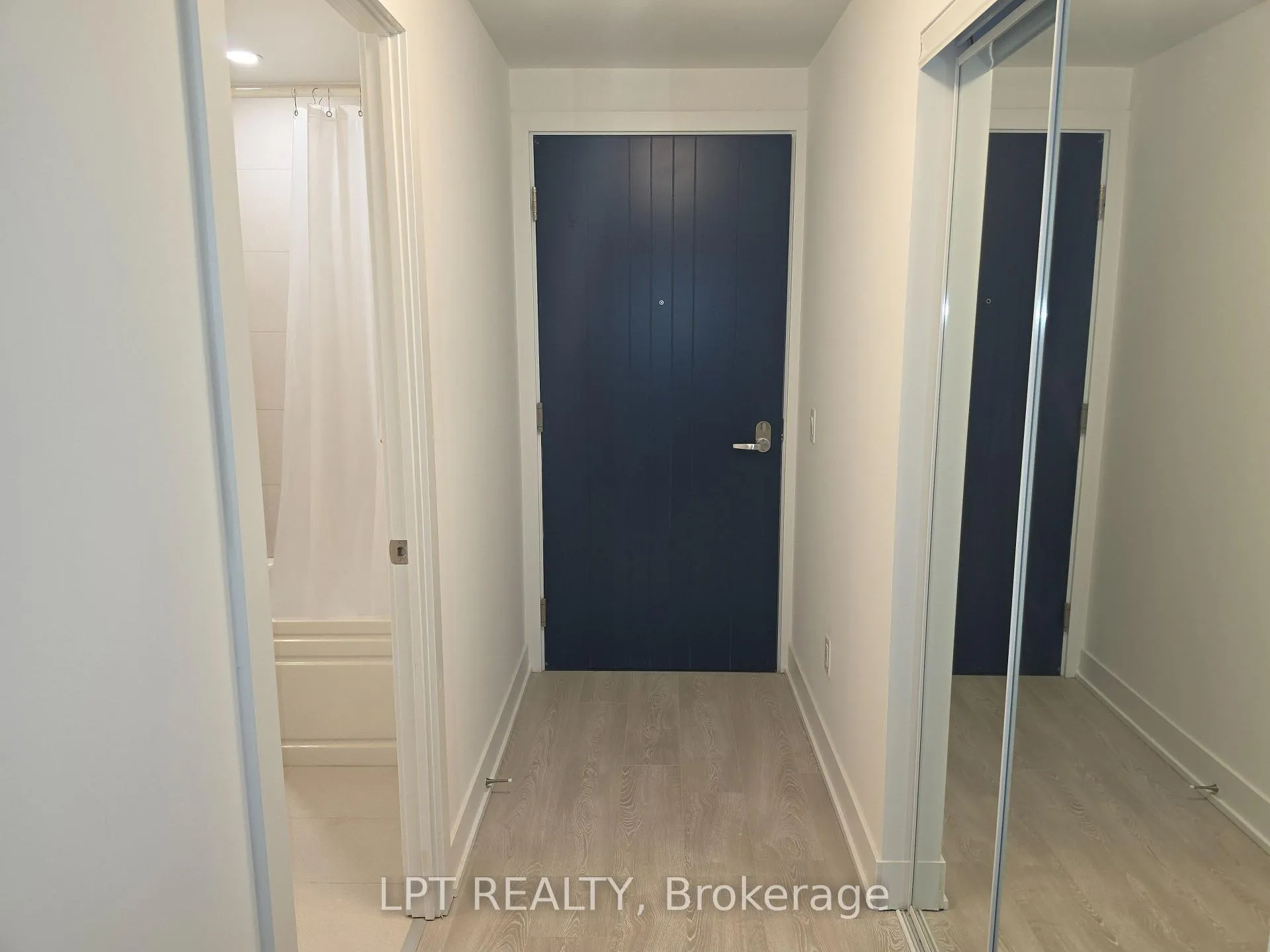 Photo 3 of Unit 320, 2545 Simcoe Street N, Oshawa, Windfields — HOMEH
