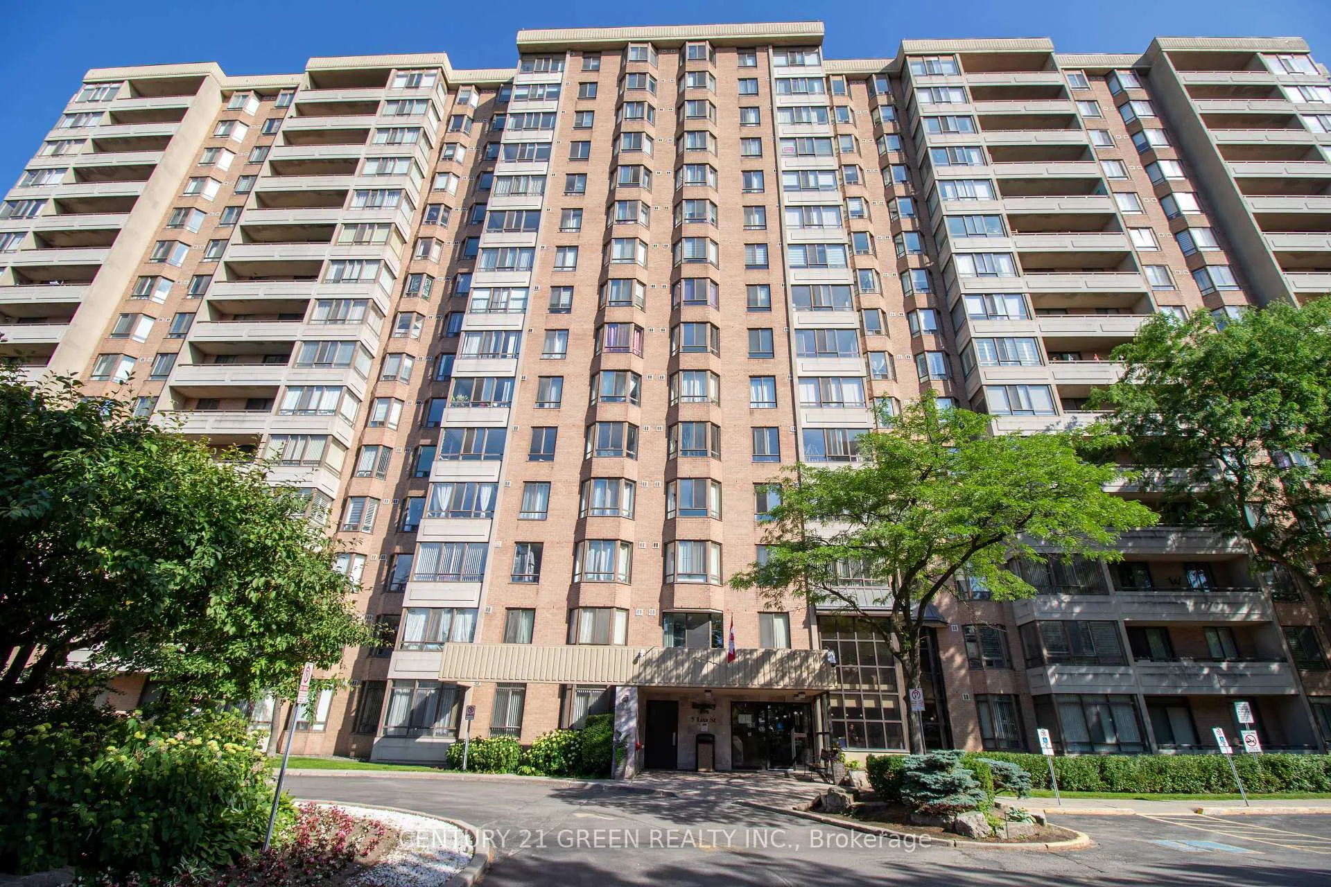 Photo 3 of Unit 706, 5 Lisa Street, Brampton, Queen Street Corridor — HOMEH