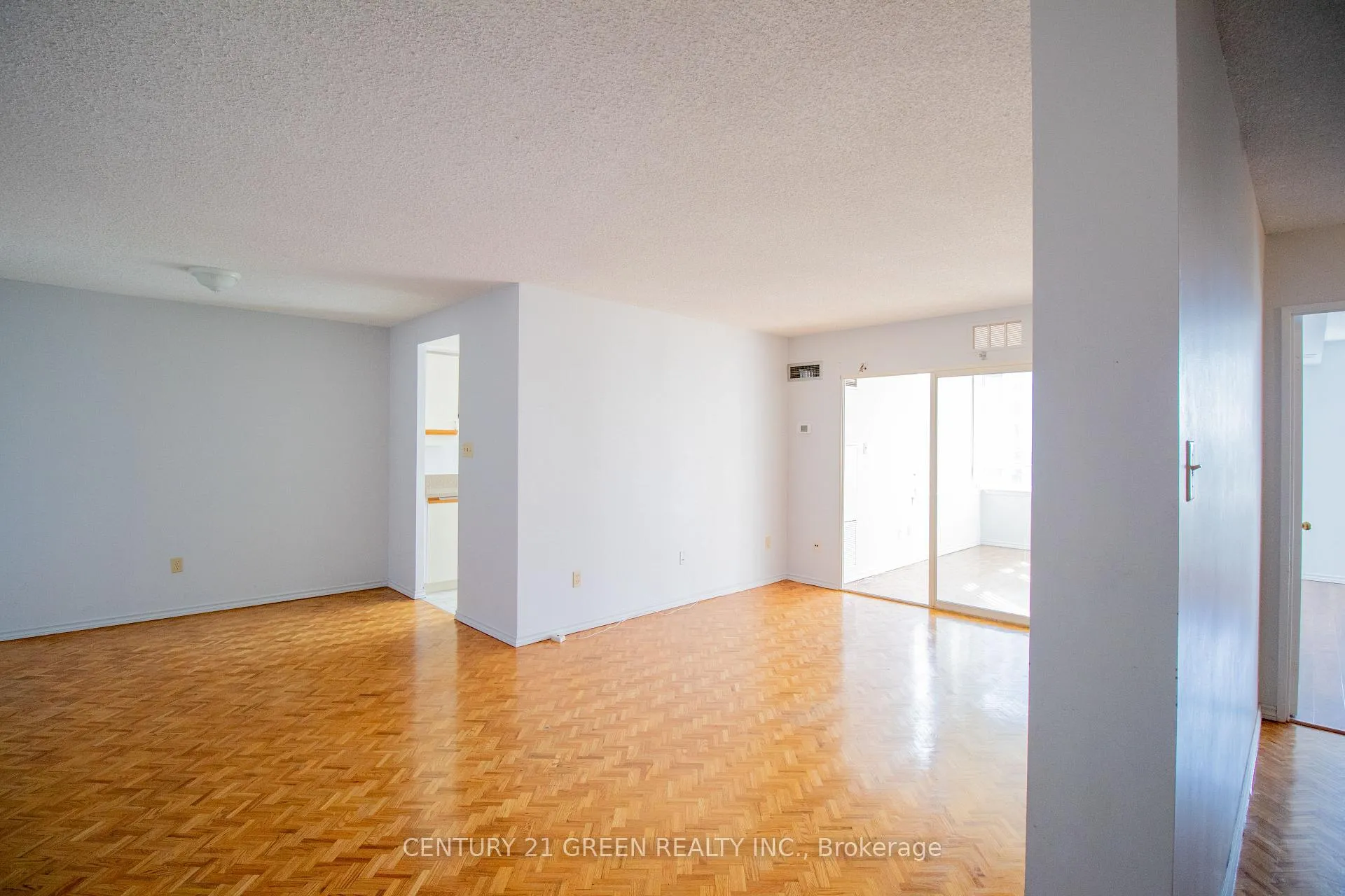Photo 12 of Unit 706, 5 Lisa Street, Brampton, Queen Street Corridor — HOMEH