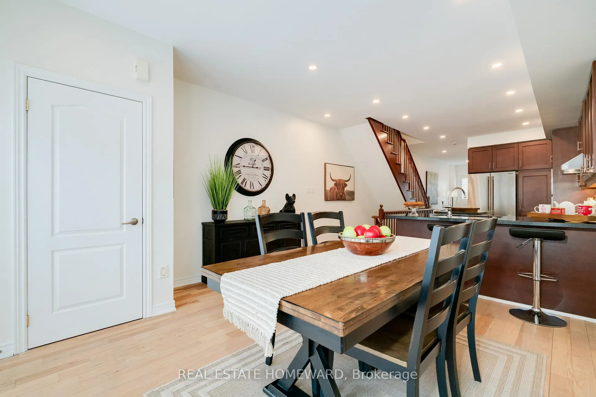 Photo 19 of 1848 Lake Shore Boulevard E, Toronto, The Beaches — HOMEH