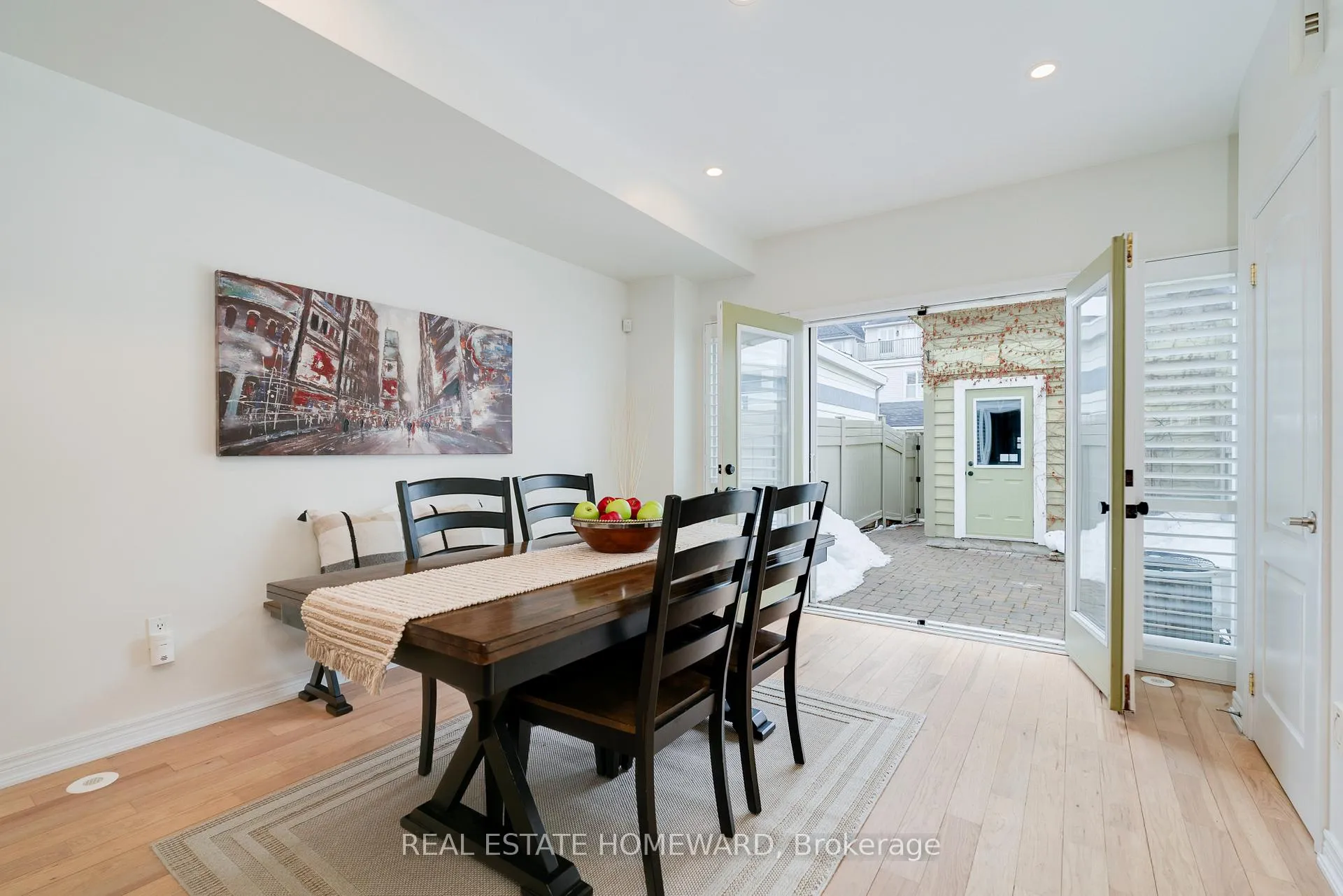 Photo 21 of 1848 Lake Shore Boulevard E, Toronto, The Beaches — HOMEH