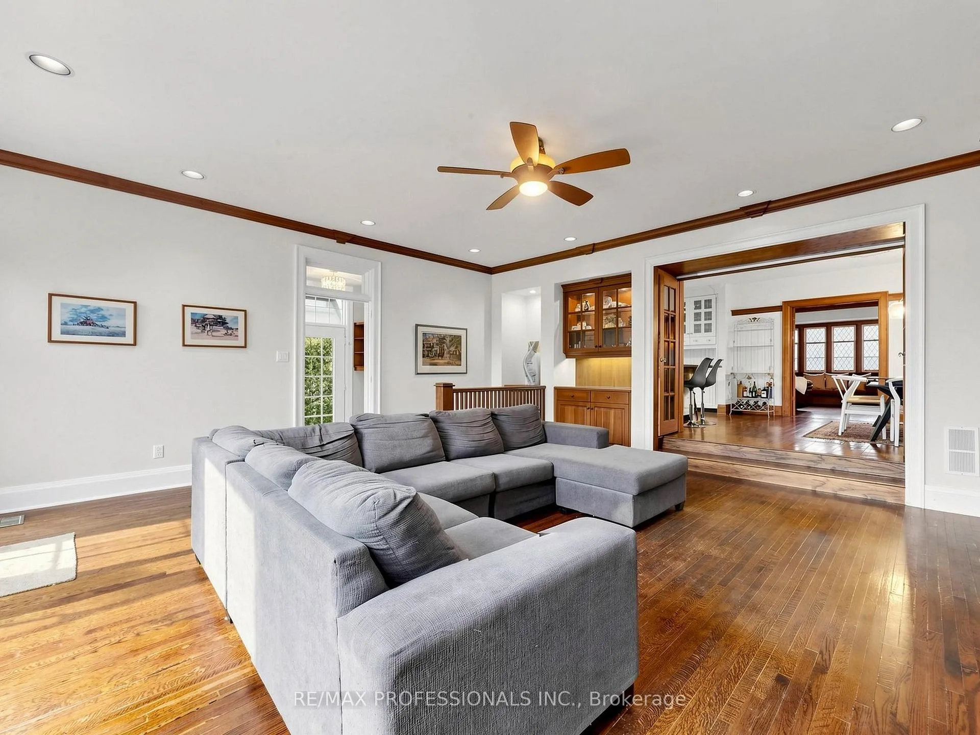 Photo 15 of 60 Burnhamthorpe Crescent, Etobicoke, Islington-City Centre West — HOMEH