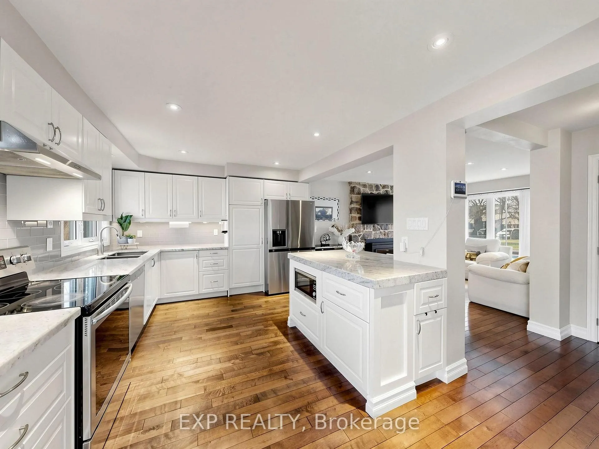 Photo 14 of 598 Stonebridge Lane, Pickering, West Shore — HOMEH