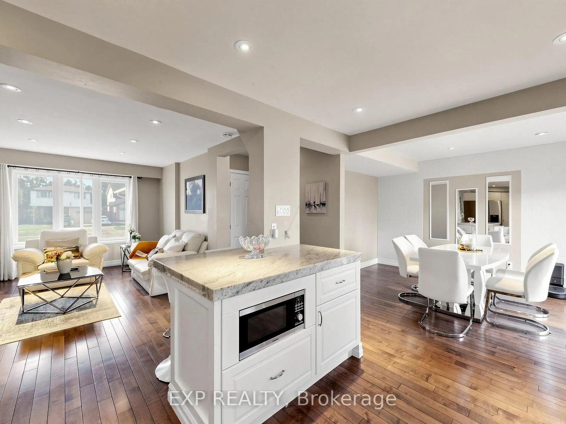 Photo 18 of 598 Stonebridge Lane, Pickering, West Shore — HOMEH