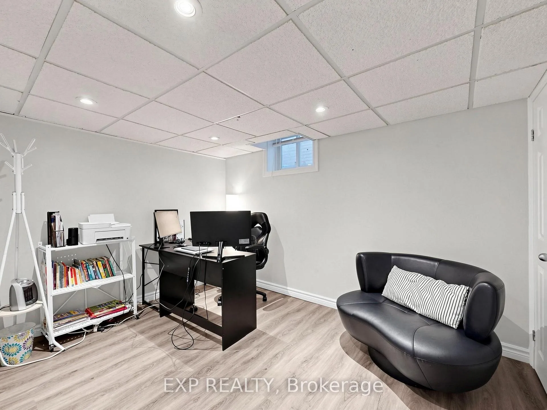 Photo 46 of 598 Stonebridge Lane, Pickering, West Shore — HOMEH