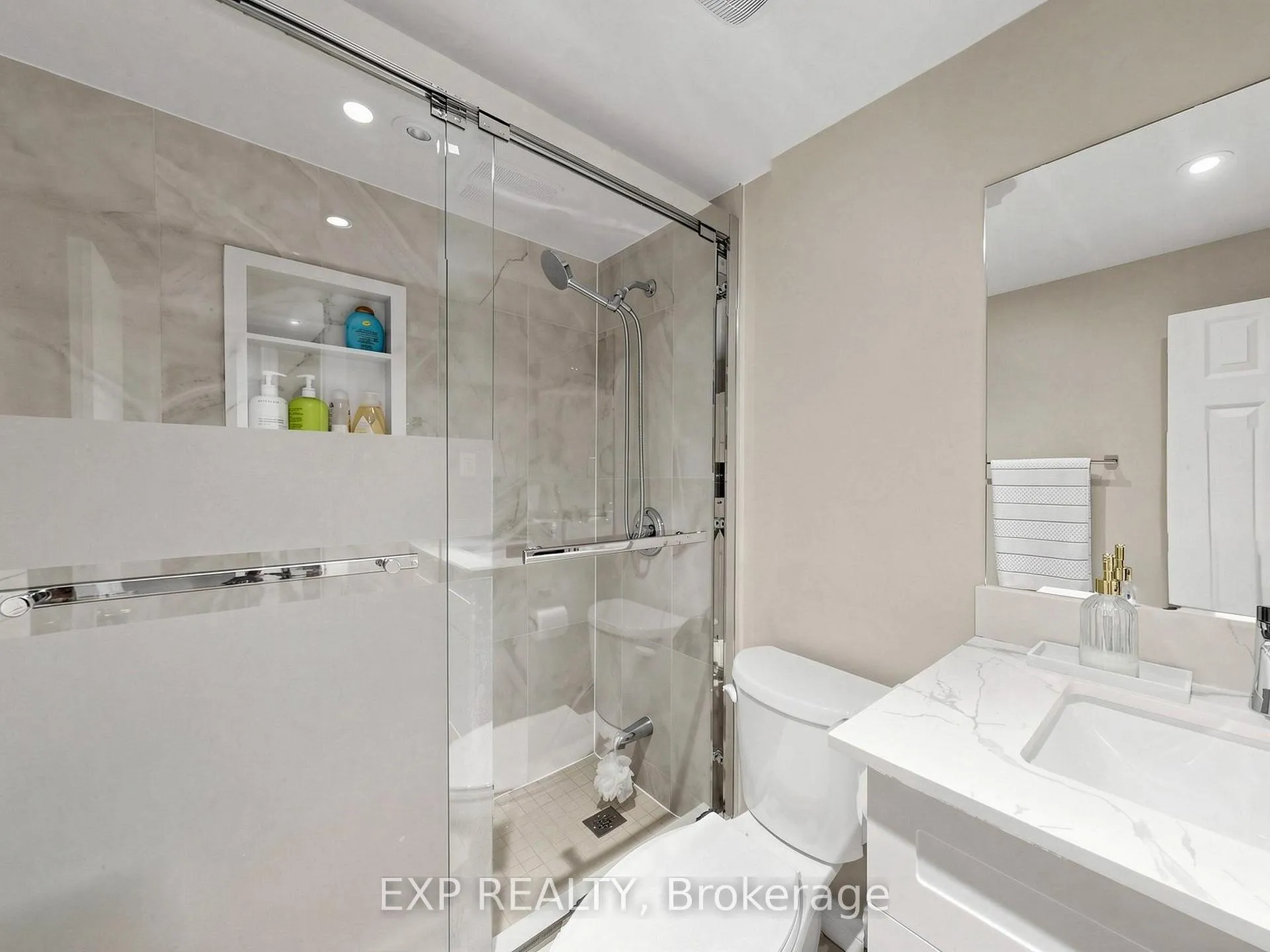 Photo 47 of 598 Stonebridge Lane, Pickering, West Shore — HOMEH