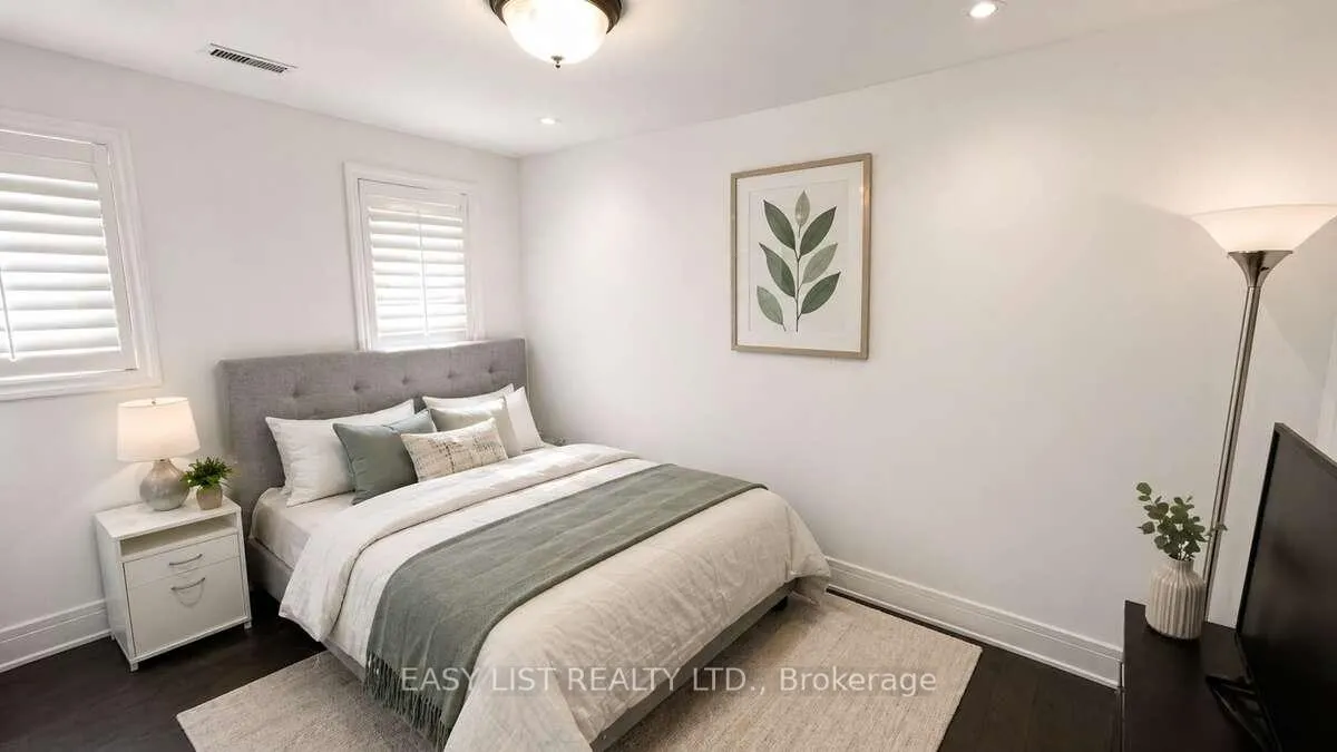 Photo 22 of 187 Hickman Street, Caledon, Bolton West — HOMEH