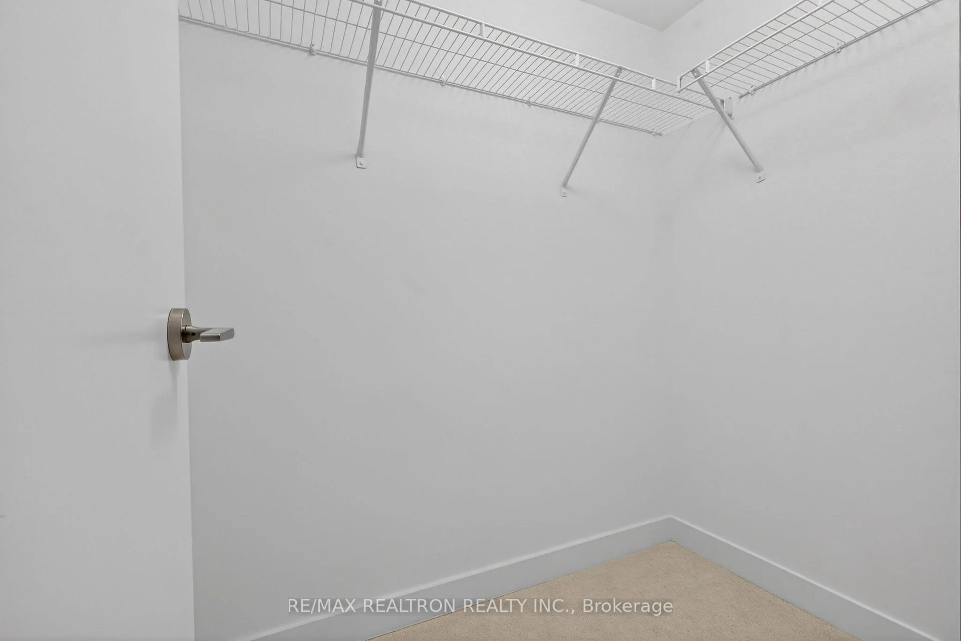 Photo 15 of Unit 301, 1010 Sandy Beach Road, Pickering, Bay Ridges — HOMEH