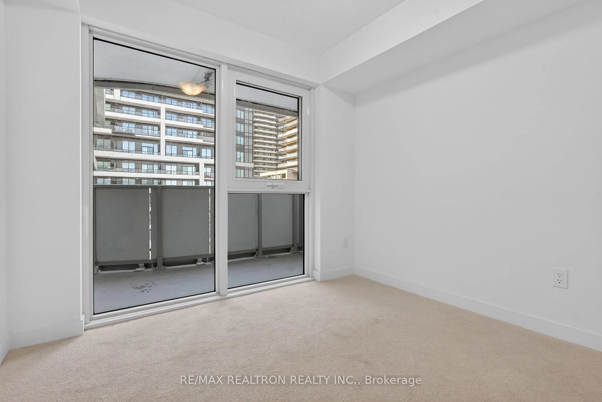 Photo 18 of Unit 301, 1010 Sandy Beach Road, Pickering, Bay Ridges — HOMEH