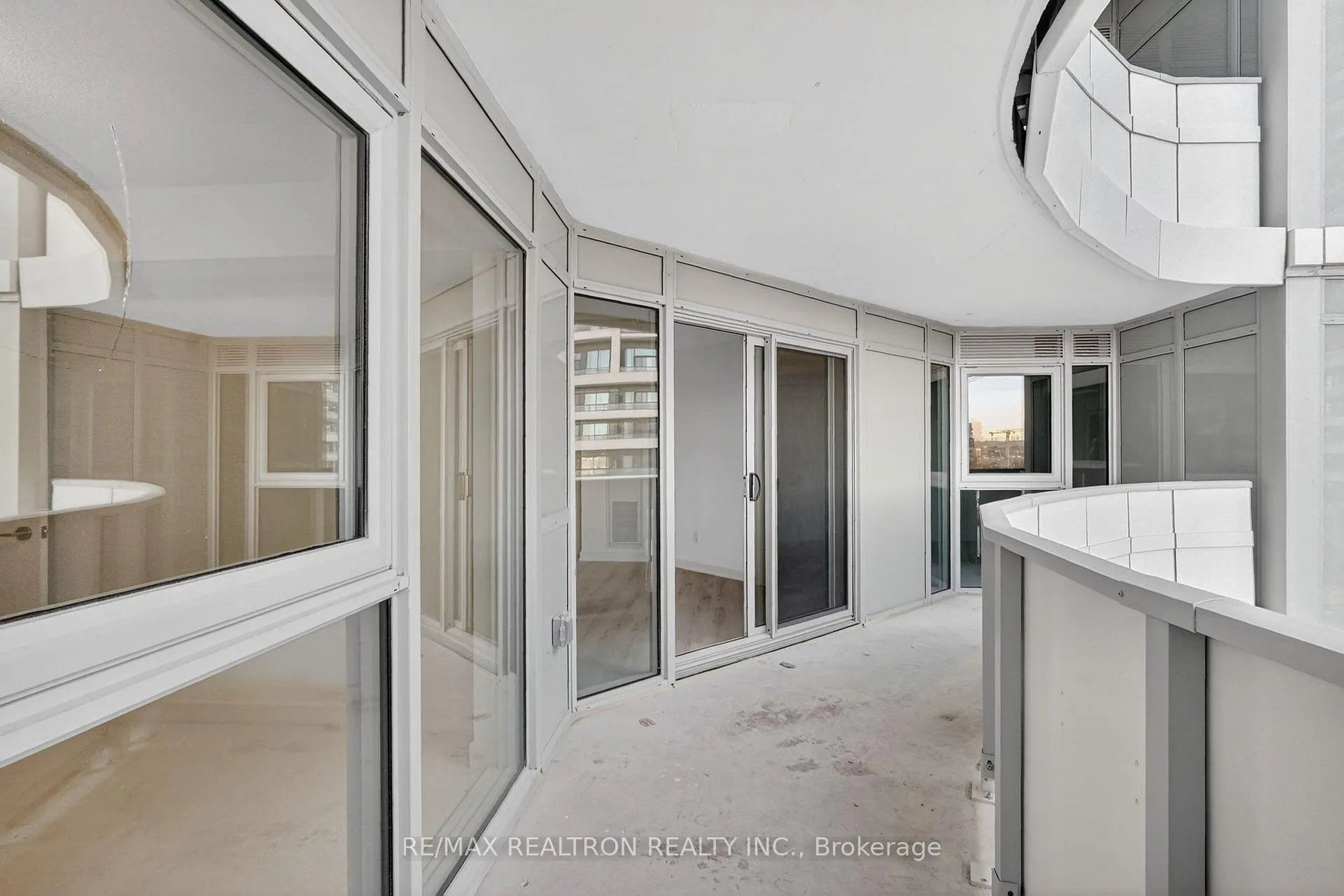 Photo 20 of Unit 301, 1010 Sandy Beach Road, Pickering, Bay Ridges — HOMEH
