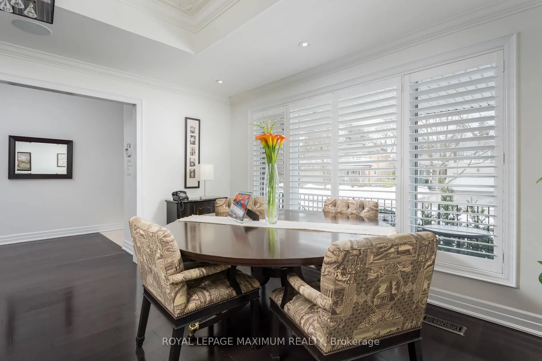 Photo 8 of 55 Ashmount Crescent, Etobicoke, Willowridge-Martingrove-Richview — HOMEH