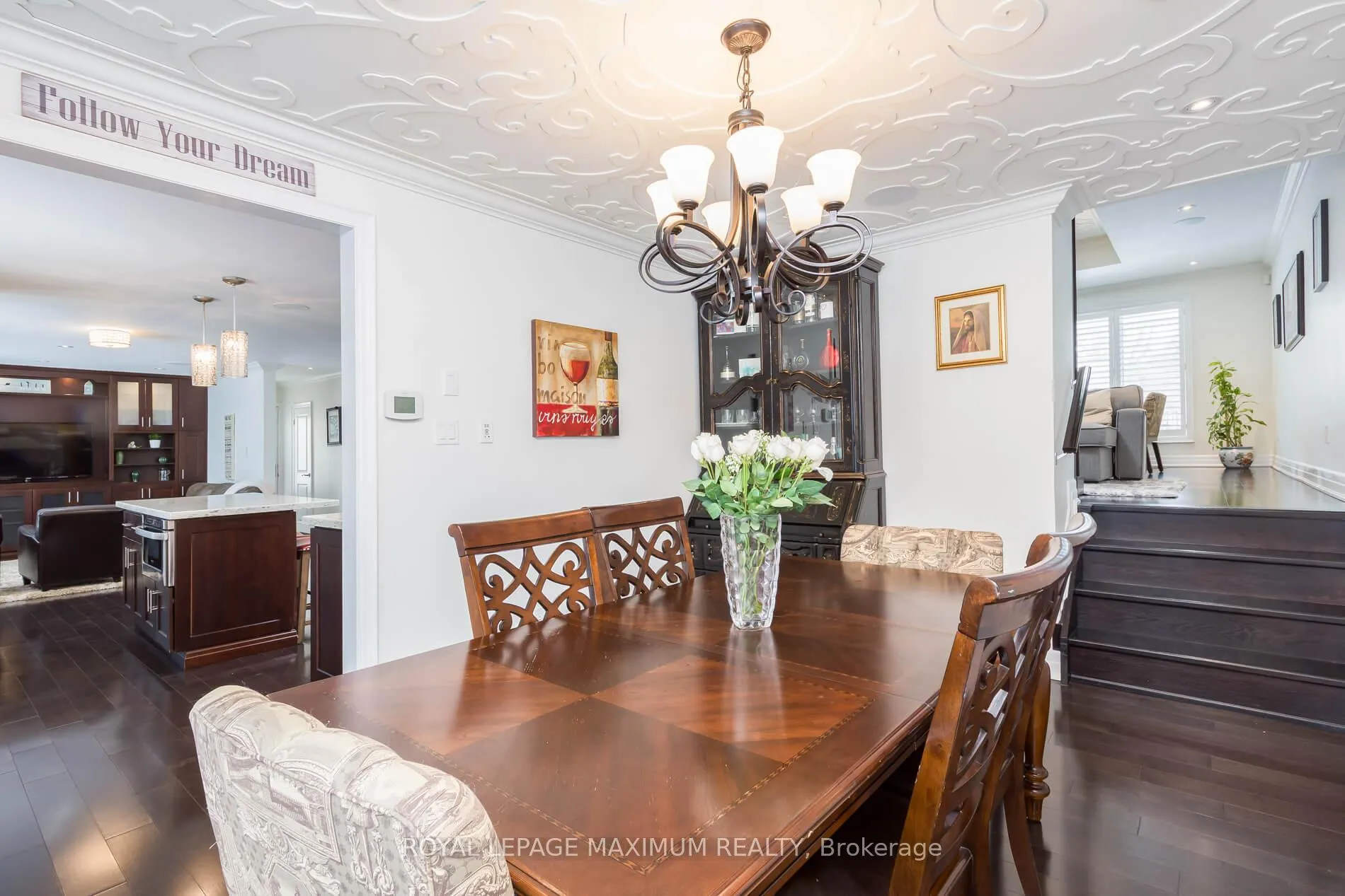 Photo 12 of 55 Ashmount Crescent, Etobicoke, Willowridge-Martingrove-Richview — HOMEH