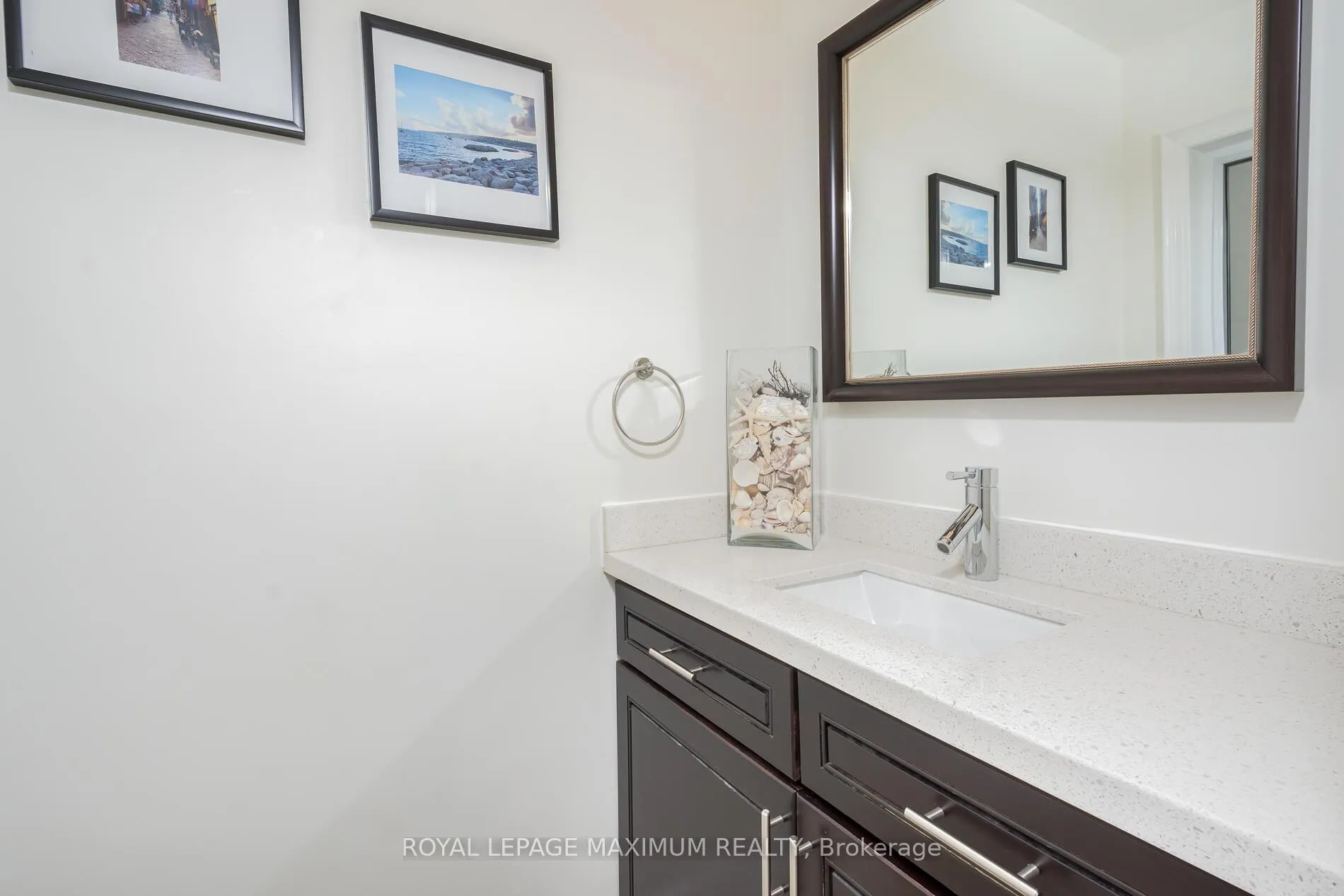 Photo 25 of 55 Ashmount Crescent, Etobicoke, Willowridge-Martingrove-Richview — HOMEH