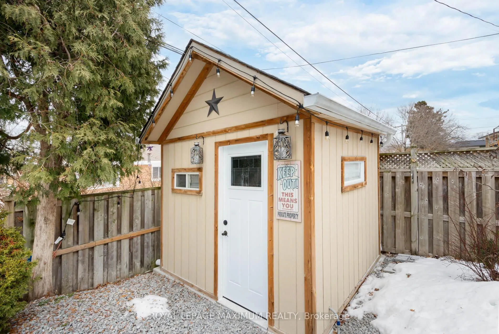 Photo 37 of 55 Ashmount Crescent, Etobicoke, Willowridge-Martingrove-Richview — HOMEH