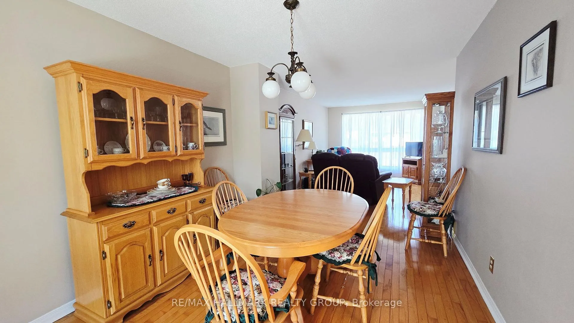 Photo 7 of 119 Archie Street, Ottawa, Constance Bay — HOMEH