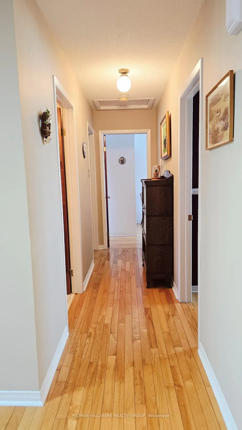 Photo 12 of 119 Archie Street, Ottawa, Constance Bay — HOMEH