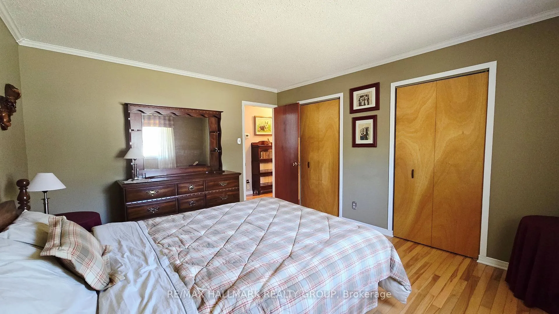 Photo 14 of 119 Archie Street, Ottawa, Constance Bay — HOMEH