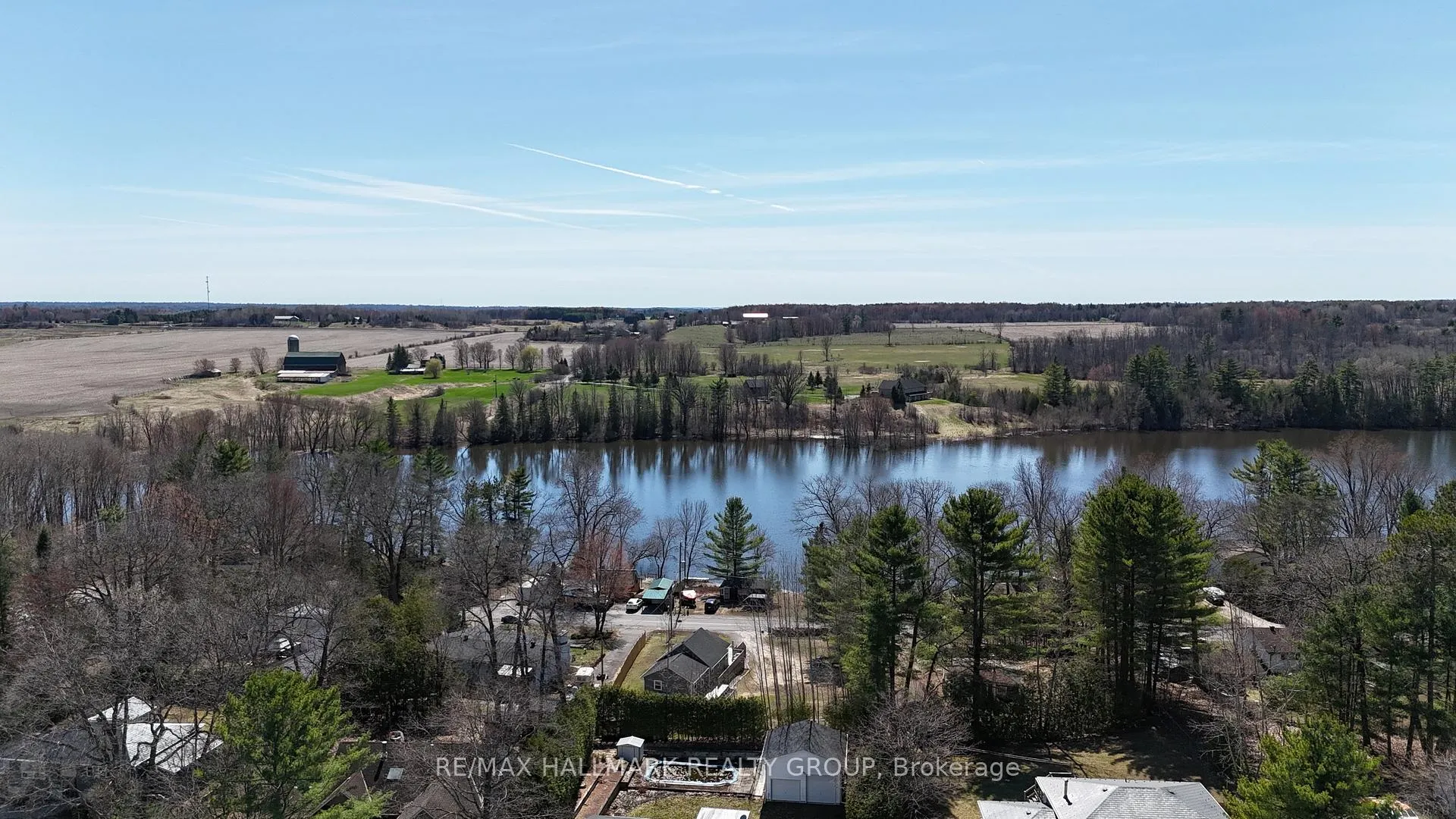 Photo 33 of 119 Archie Street, Ottawa, Constance Bay — HOMEH