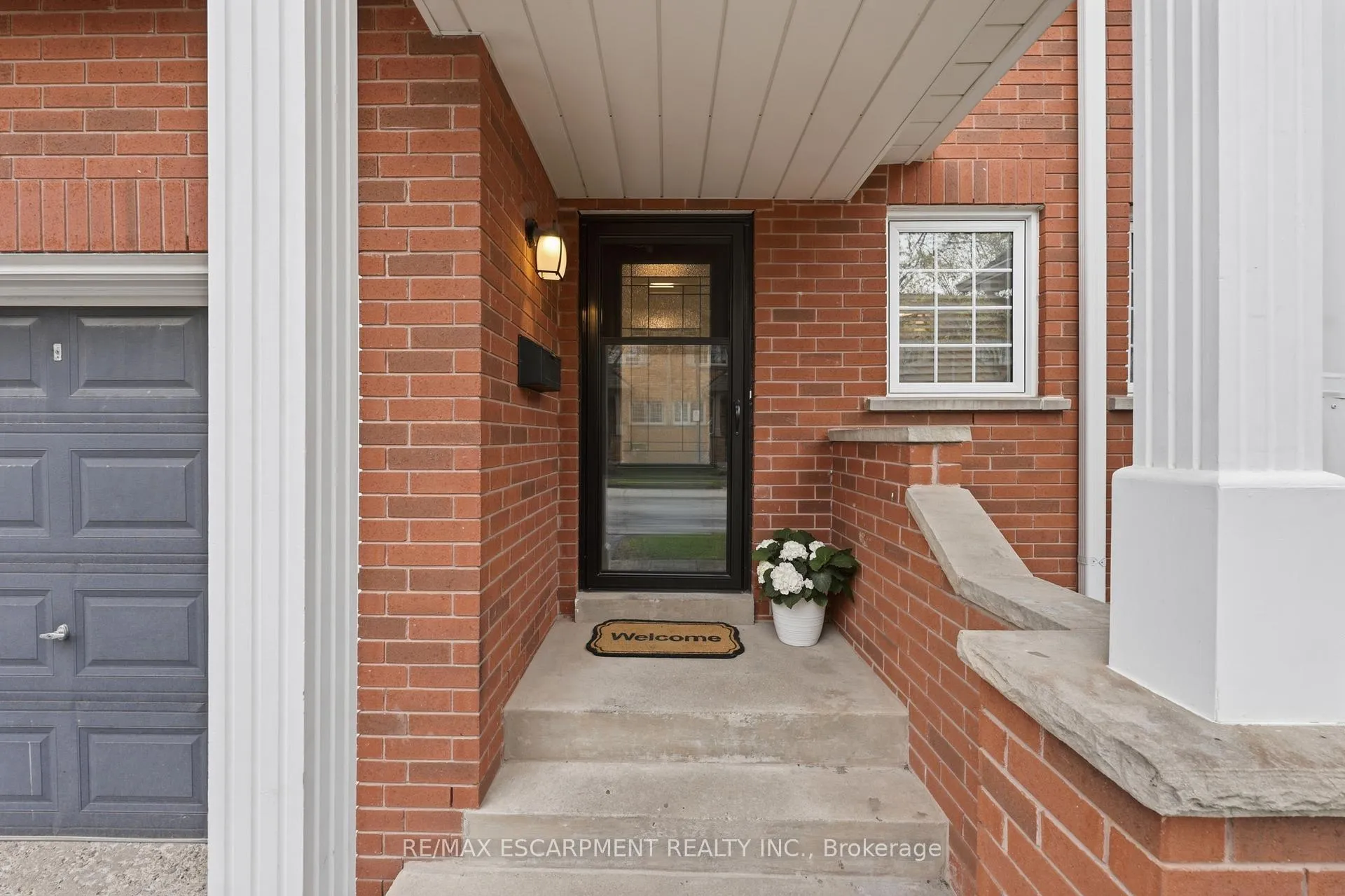 Photo 2 of Unit 10, 2880 Headon Forest Drive, Burlington, Headon — HOMEH