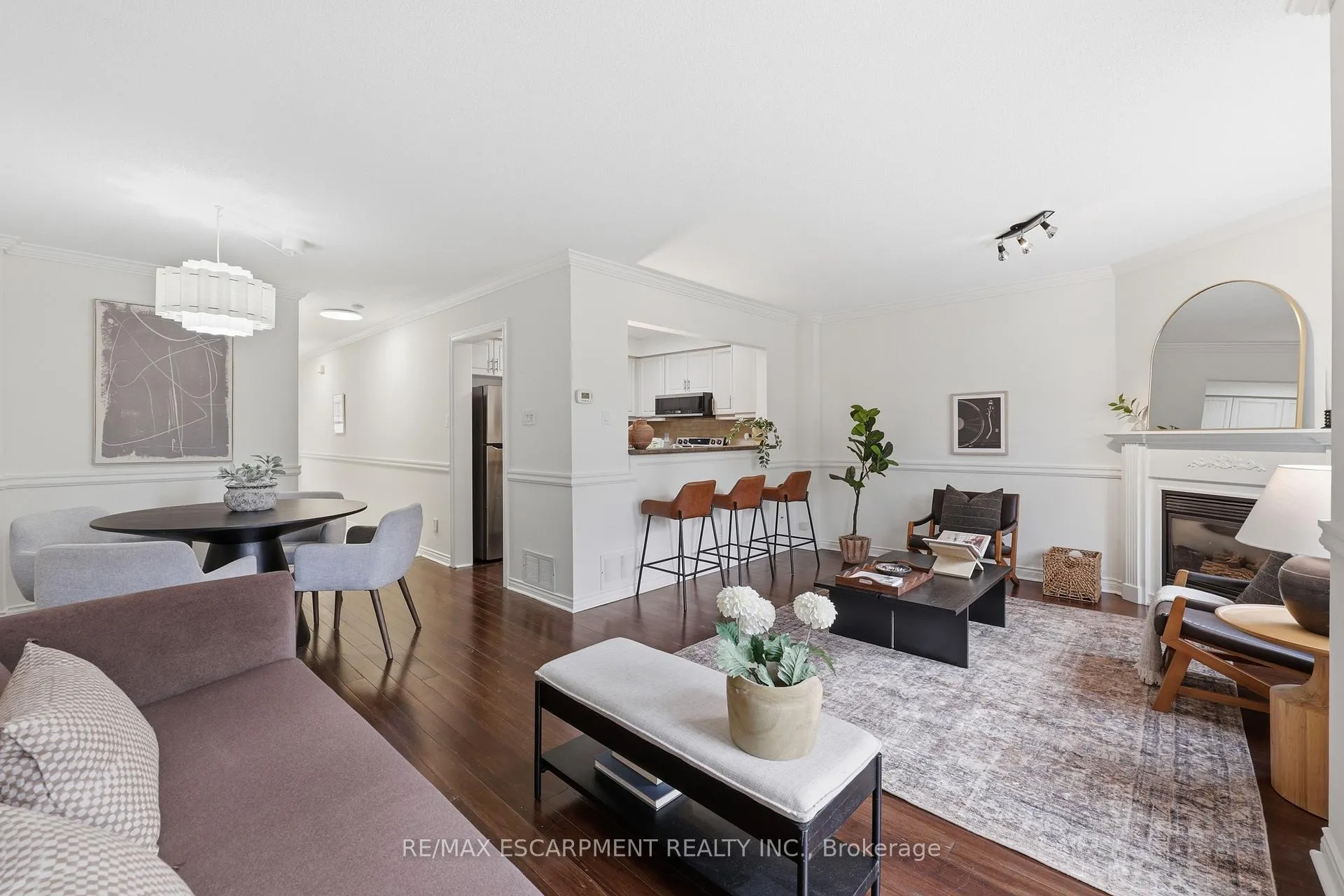 Photo 7 of Unit 10, 2880 Headon Forest Drive, Burlington, Headon — HOMEH